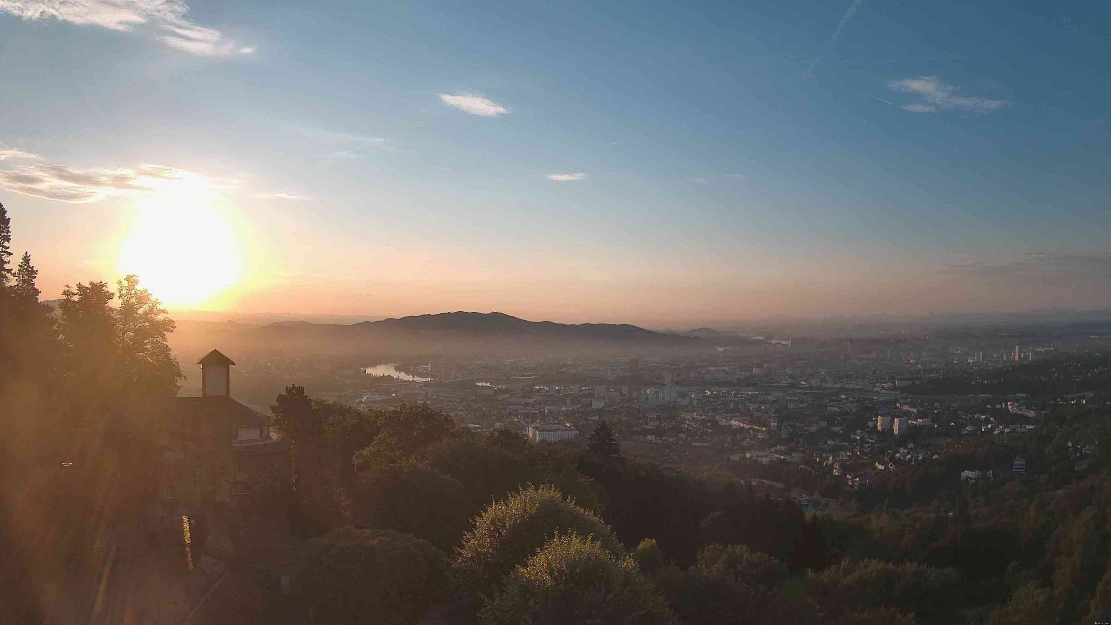 Archiv Foto Webcam Linz: Hauptplatz und Altstadt