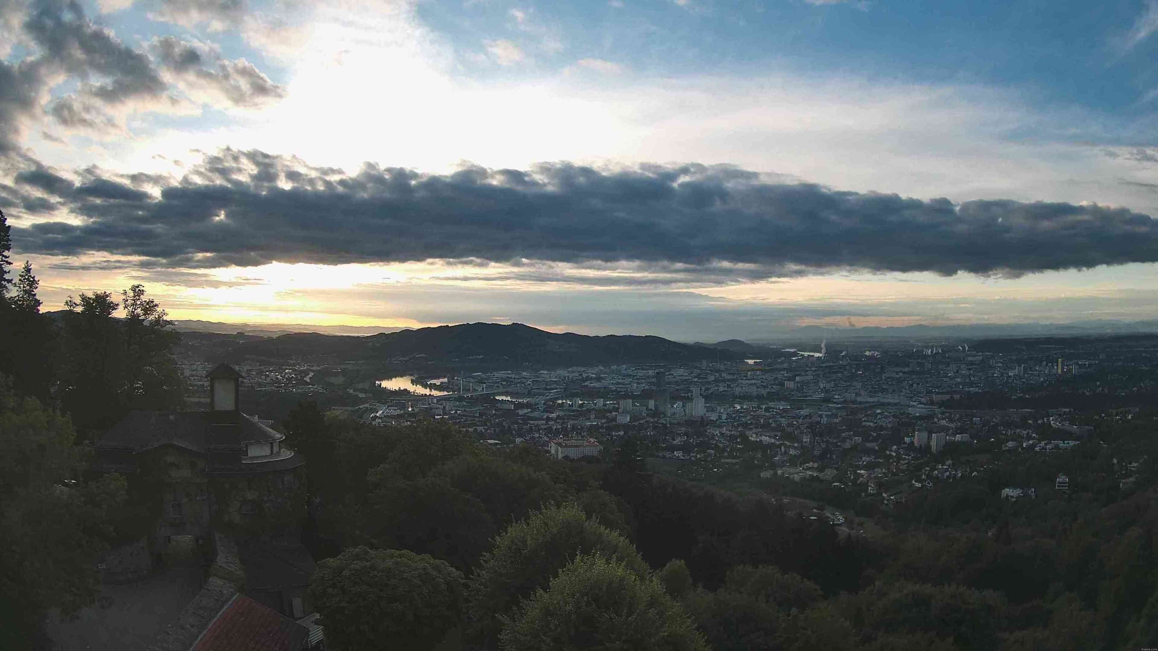 Archiv Foto Webcam Linz: Hauptplatz und Altstadt
