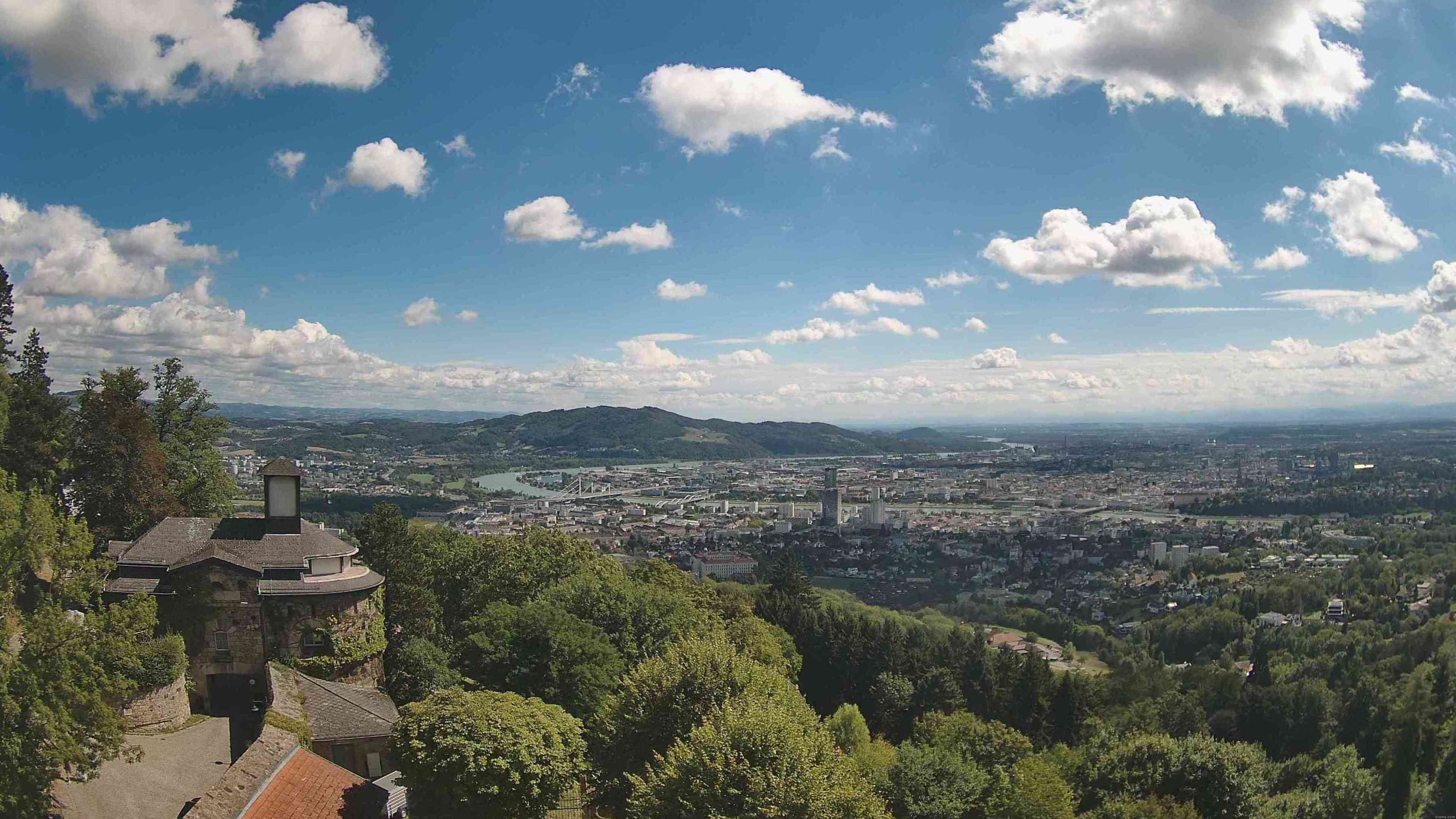 Archiv Foto Webcam Linz: Hauptplatz und Altstadt