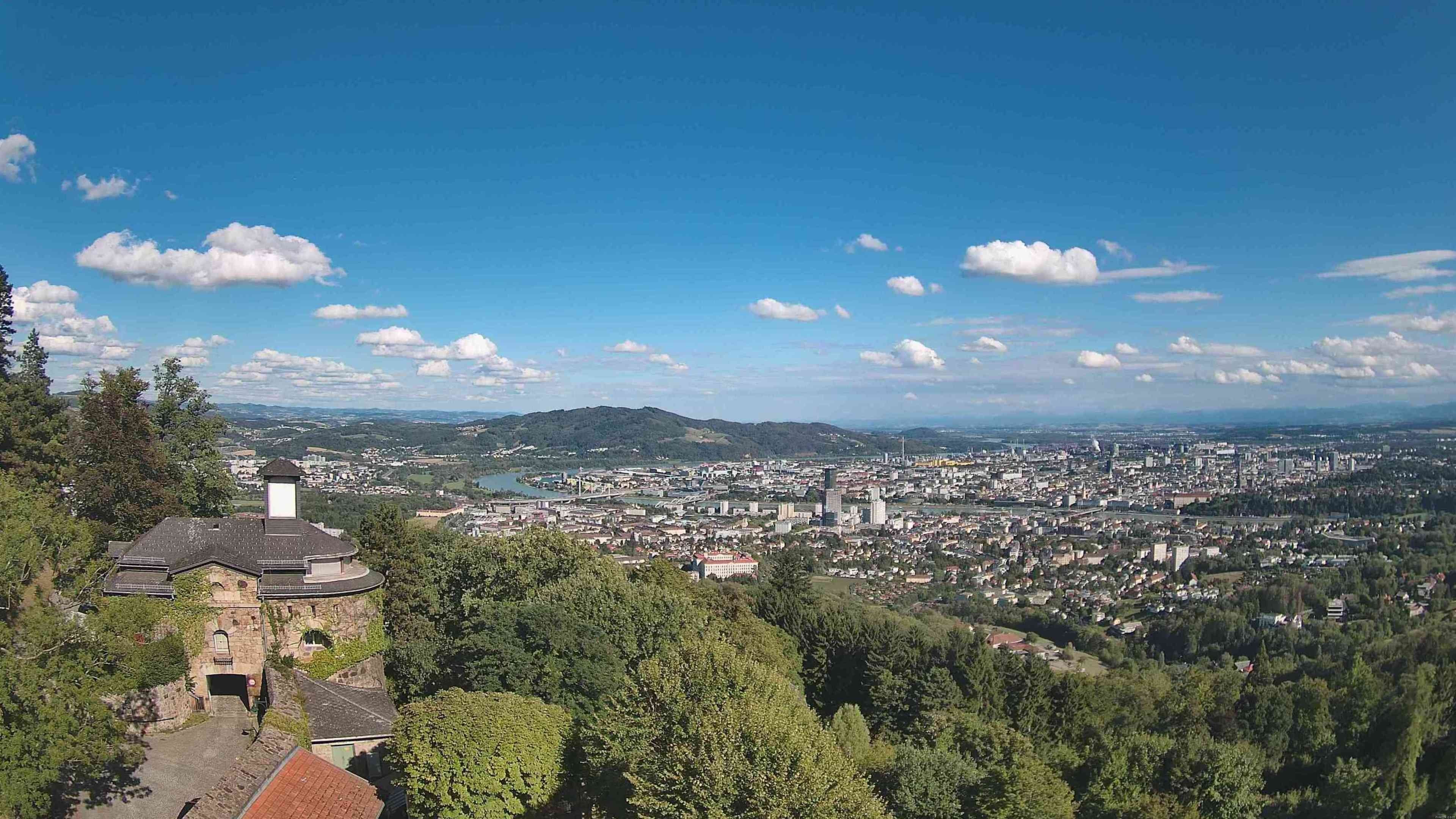 Archiv Foto Webcam Linz: Hauptplatz und Altstadt