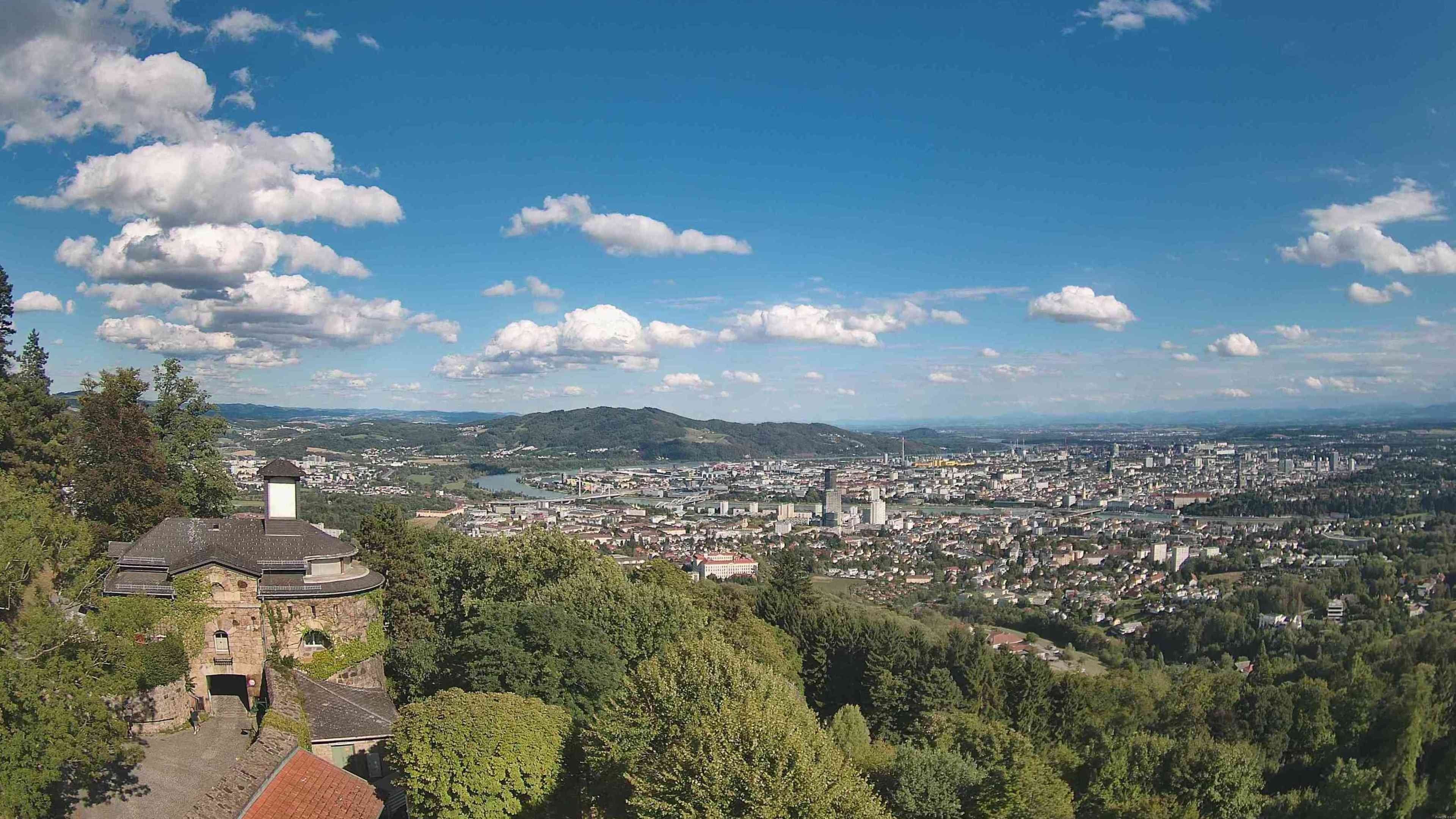 Archiv Foto Webcam Linz: Hauptplatz und Altstadt