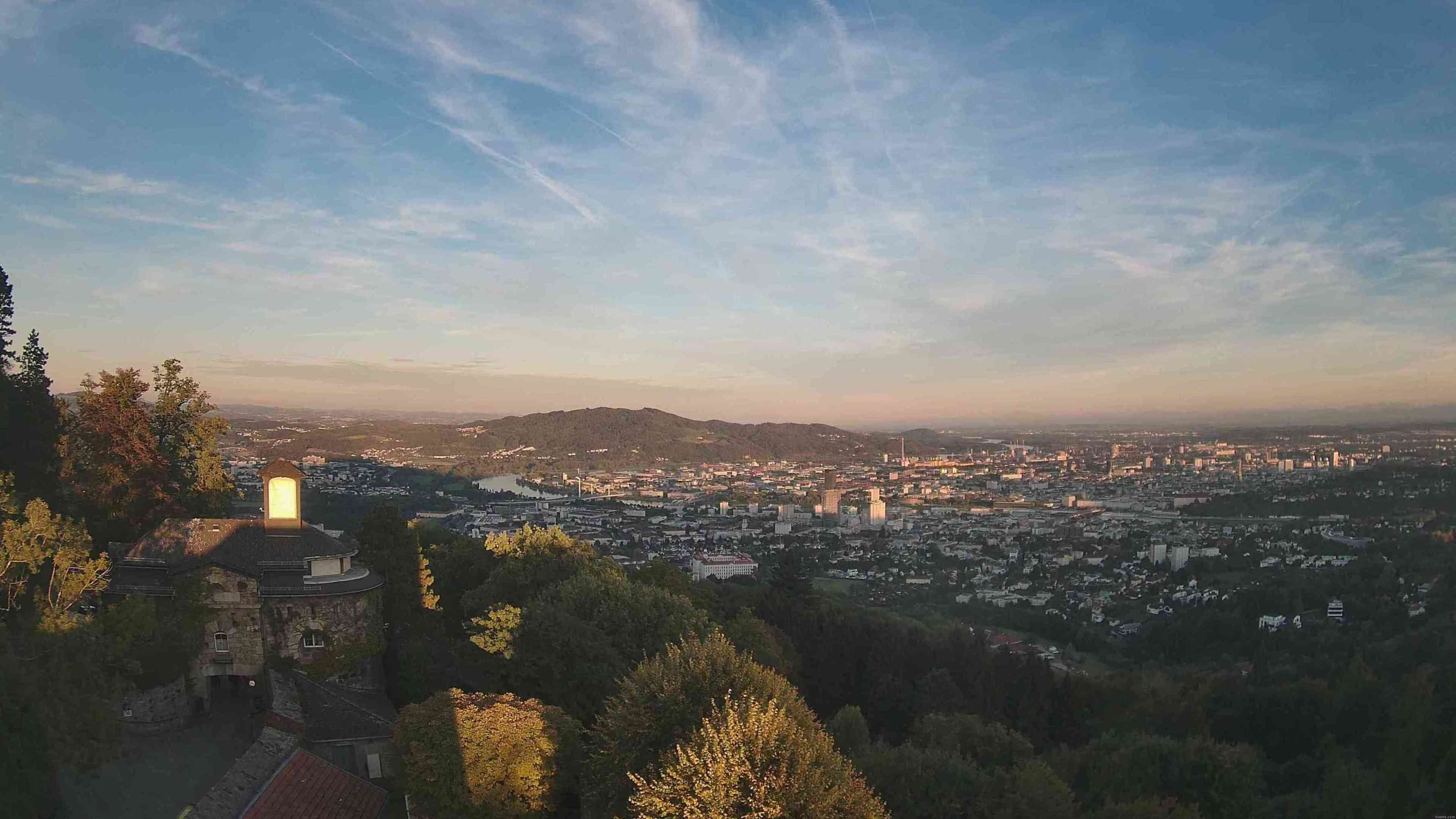 Archiv Foto Webcam Linz: Hauptplatz und Altstadt