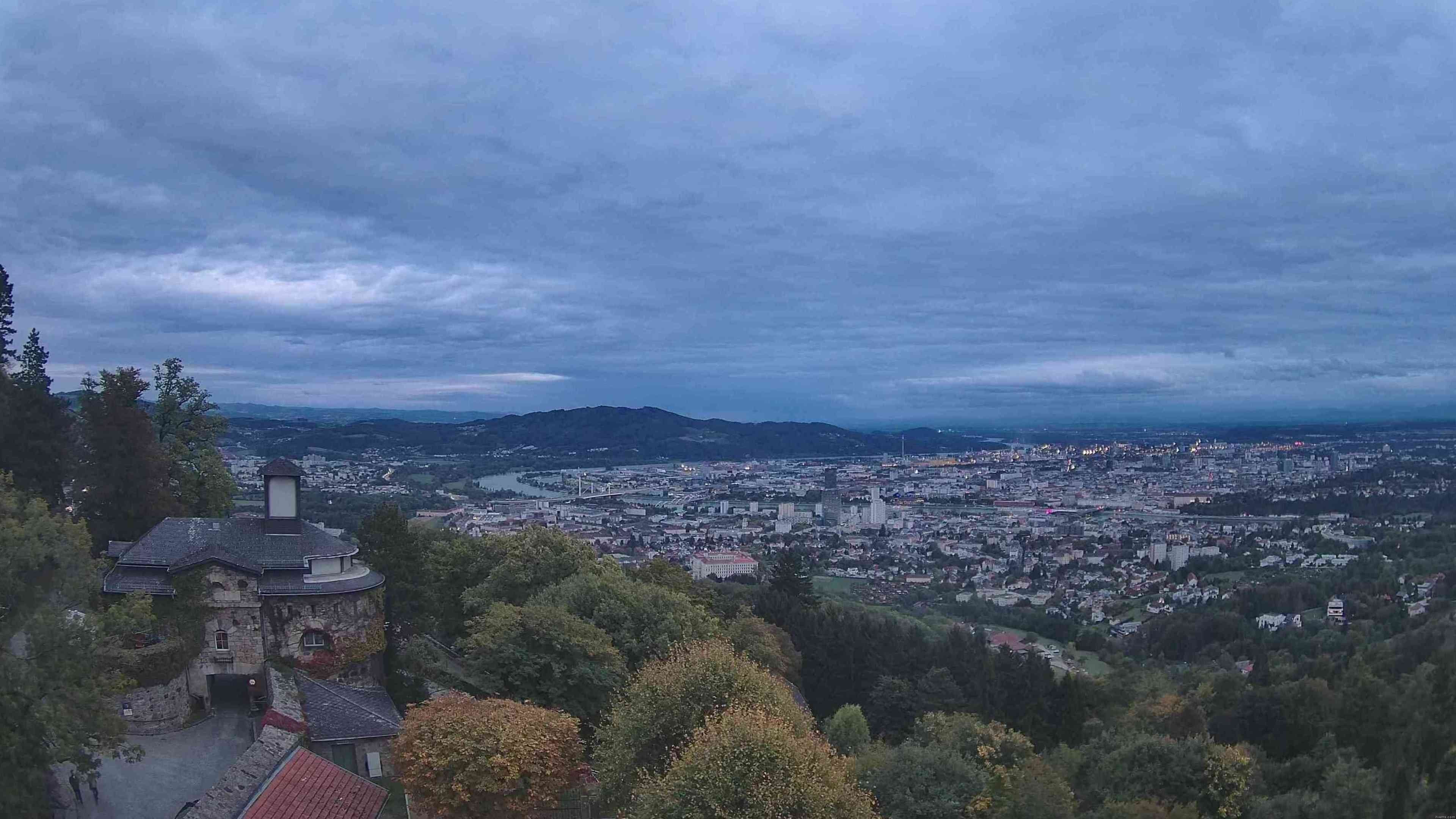 Archiv Foto Webcam Linz: Hauptplatz und Altstadt