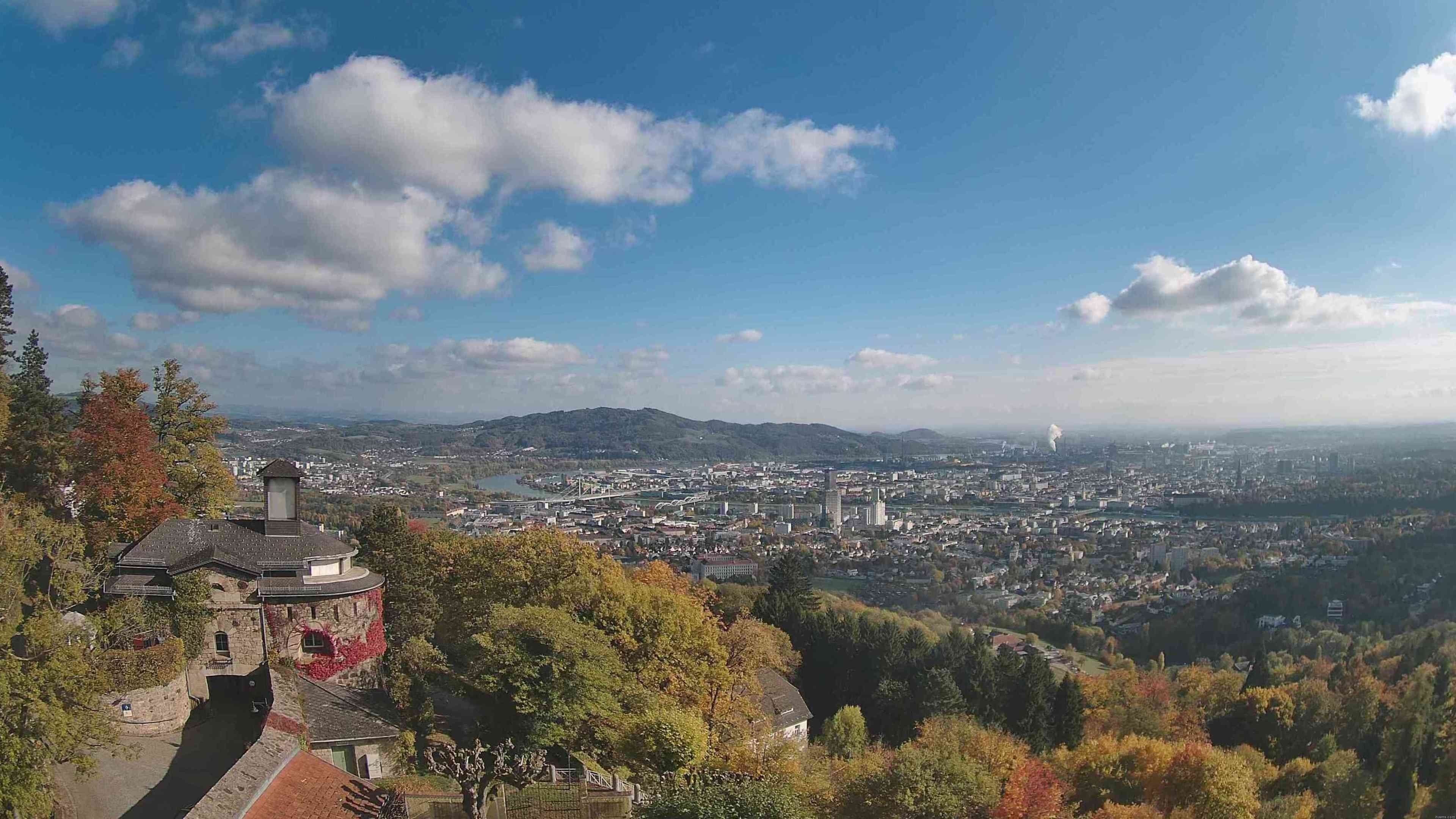 Archiv Foto Webcam Linz: Hauptplatz und Altstadt