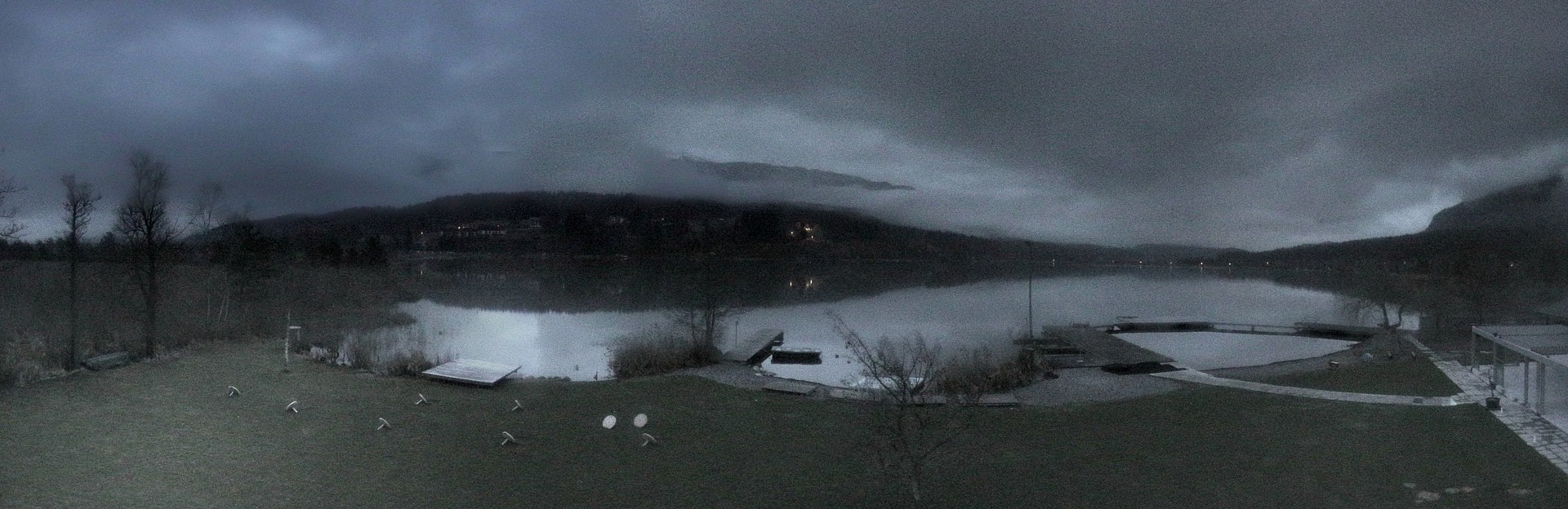 Archived image Webcam Lake Presseggersee