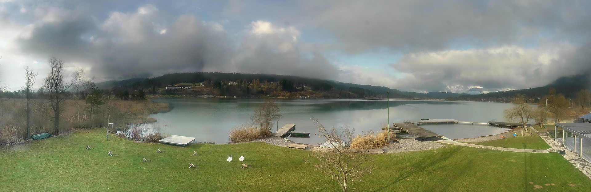 Archived image Webcam Lake Presseggersee