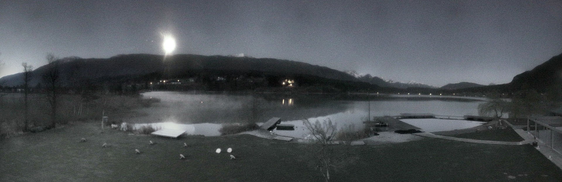 Archiv Foto Webcam Pressegger See bei Hermagor