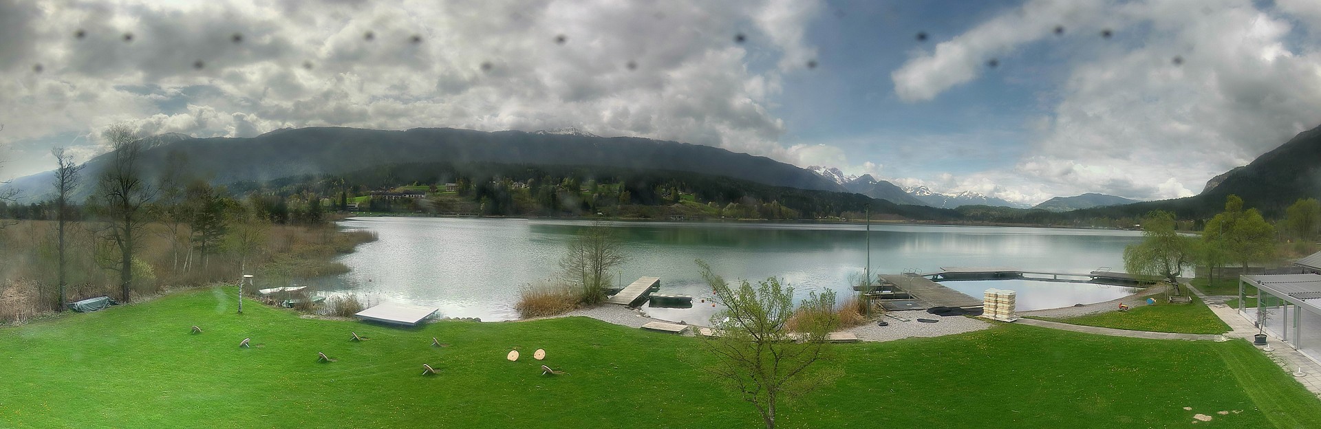 Archived image Webcam Lake Presseggersee