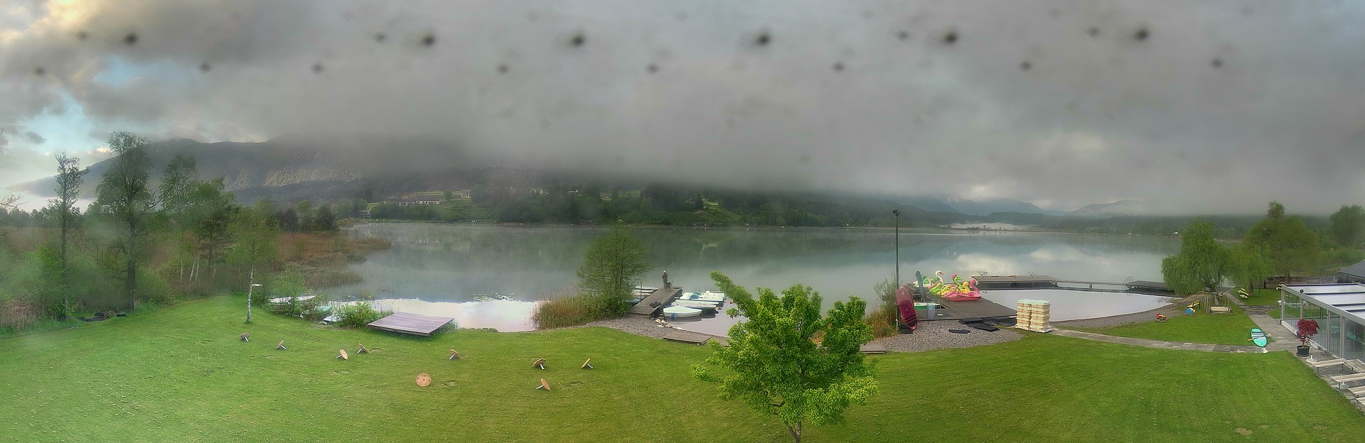 Archived image Webcam Lake Presseggersee