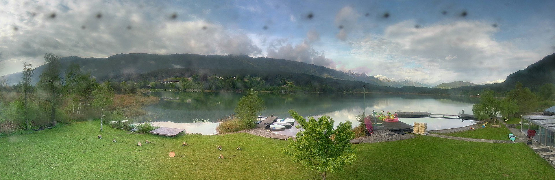 Archived image Webcam Lake Presseggersee