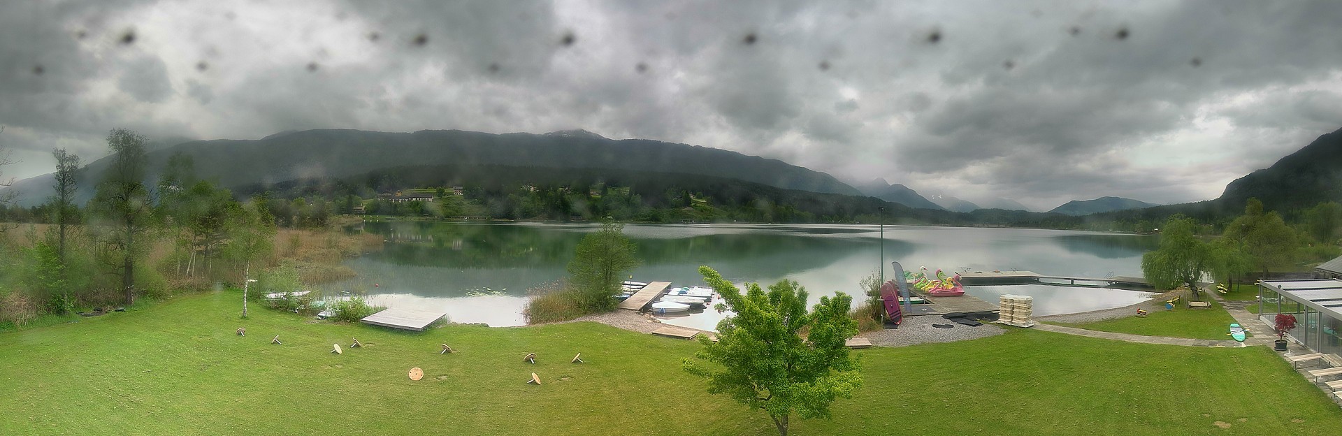 Archived image Webcam Lake Presseggersee