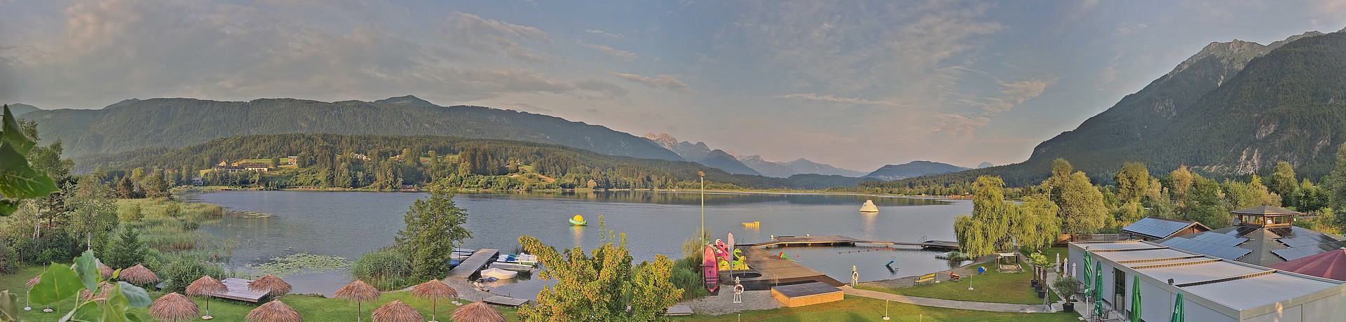Archived image Webcam Lake Presseggersee