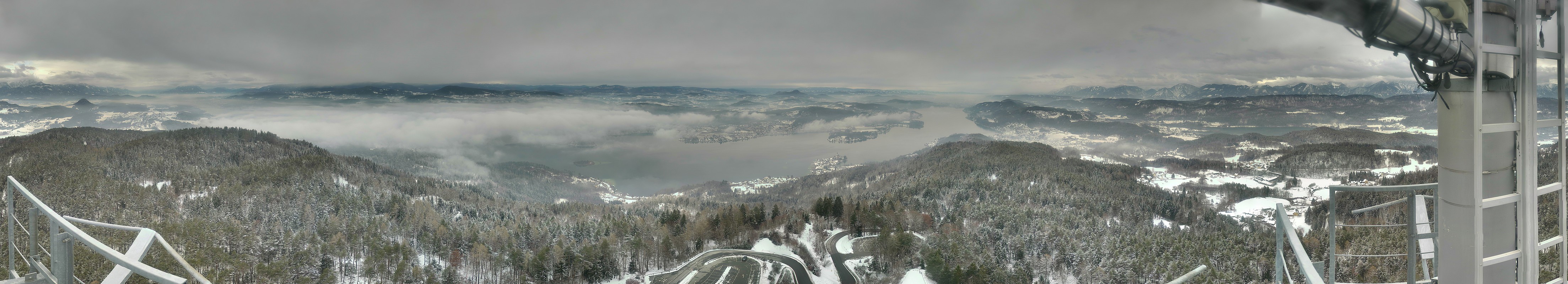 Archiv Foto Webcam Aussichtsturm Pyramidenkogel - Blick auf den Wörthersee