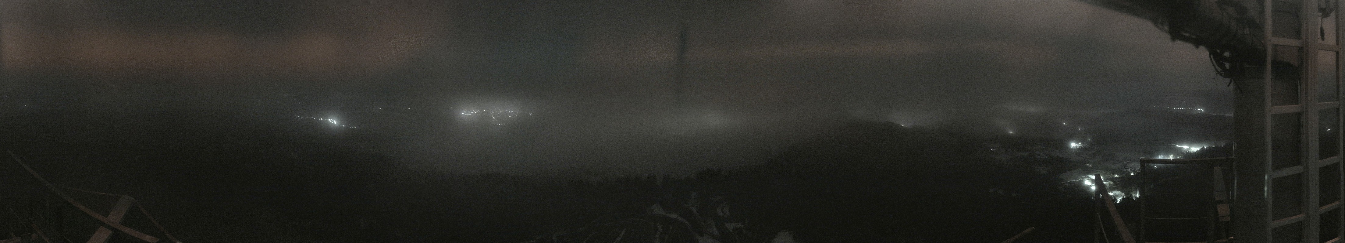 Archiv Foto Webcam Aussichtsturm Pyramidenkogel - Blick auf den Wörthersee