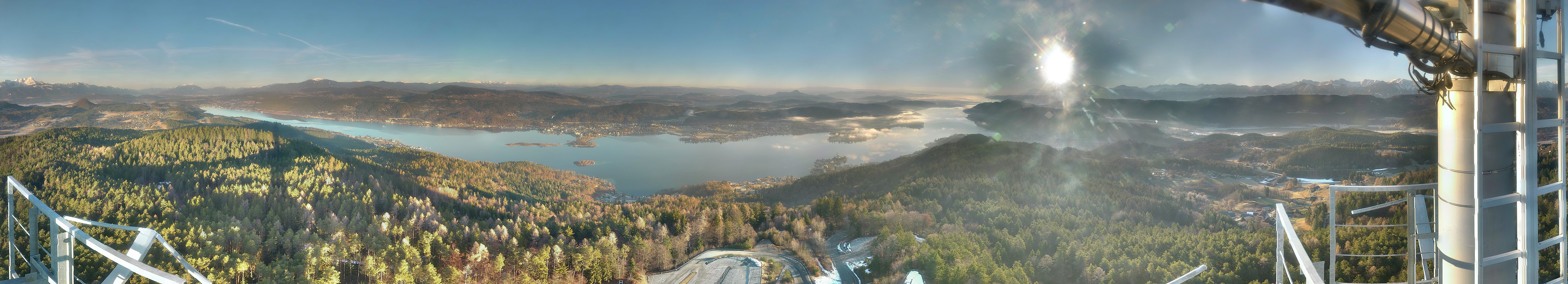 Archiv Foto Webcam Aussichtsturm Pyramidenkogel - Blick auf den Wörthersee