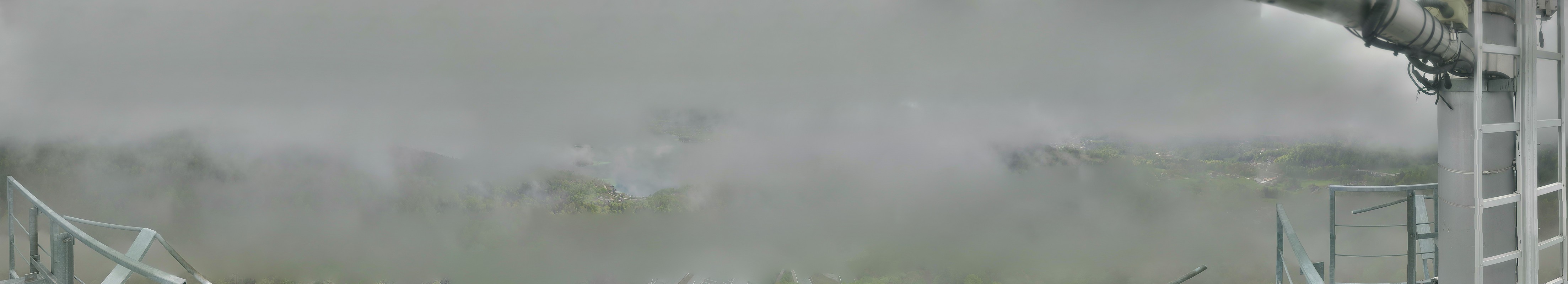 Archiv Foto Webcam Aussichtsturm Pyramidenkogel - Blick auf den Wörthersee