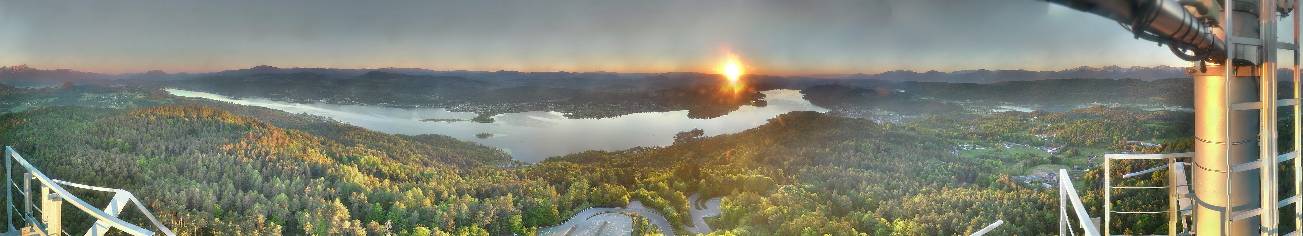 Archiv Foto Webcam Aussichtsturm Pyramidenkogel - Blick auf den Wörthersee