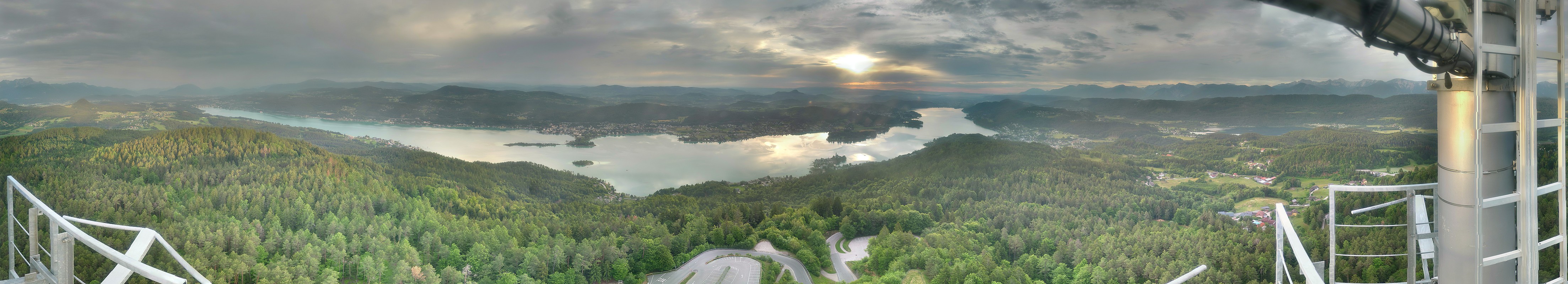 Archiv Foto Webcam Aussichtsturm Pyramidenkogel - Blick auf den Wörthersee