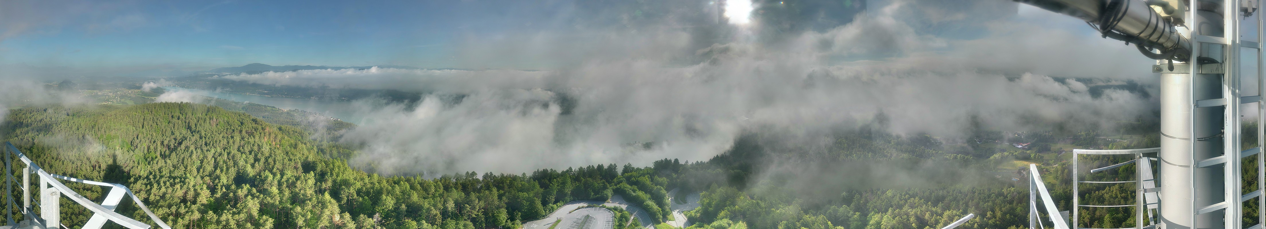 Archiv Foto Webcam Aussichtsturm Pyramidenkogel - Blick auf den Wörthersee