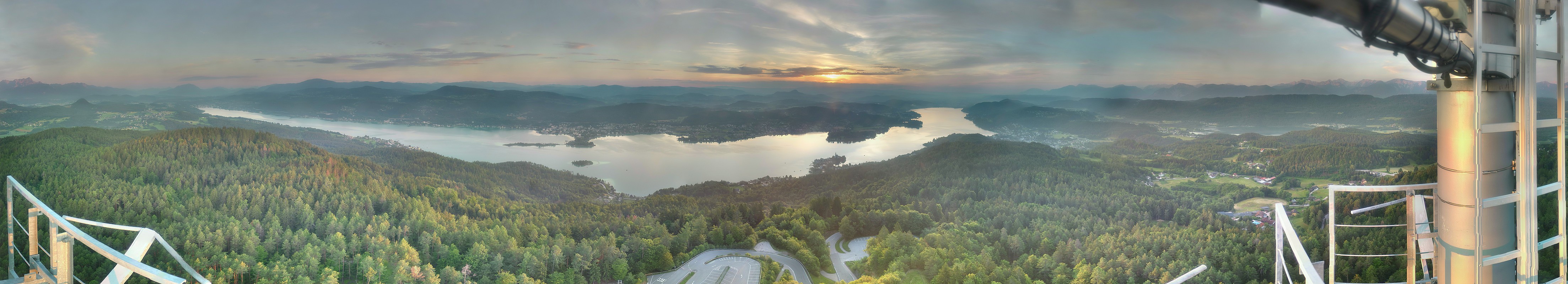 Archiv Foto Webcam Aussichtsturm Pyramidenkogel - Blick auf den Wörthersee