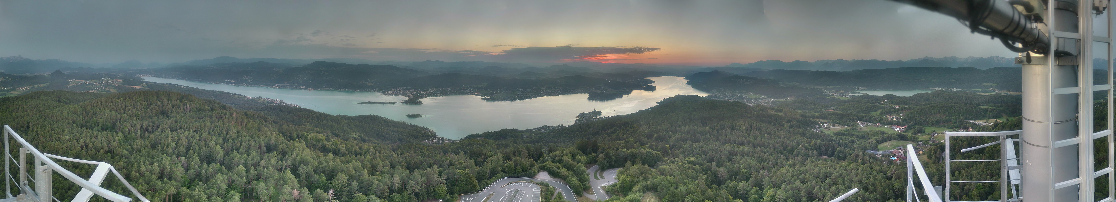 Archiv Foto Webcam Aussichtsturm Pyramidenkogel - Blick auf den Wörthersee