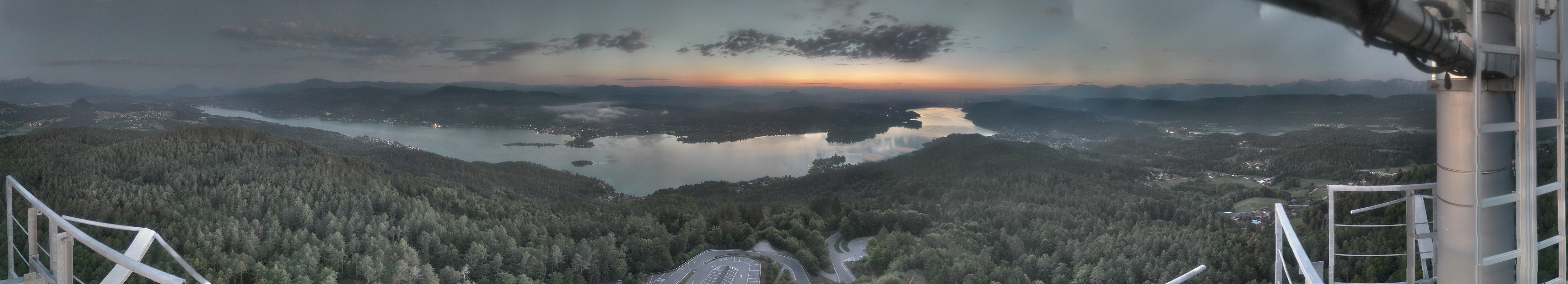 Archiv Foto Webcam Aussichtsturm Pyramidenkogel - Blick auf den Wörthersee