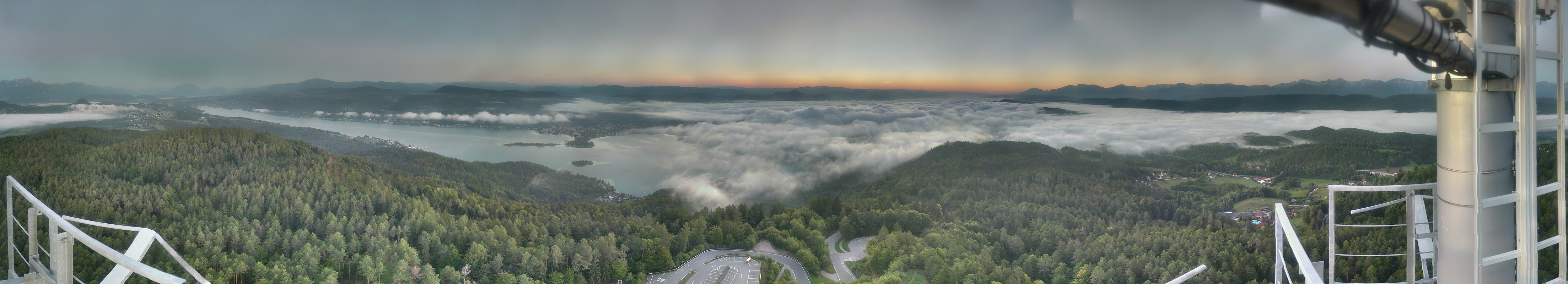 Archiv Foto Webcam Aussichtsturm Pyramidenkogel - Blick auf den Wörthersee
