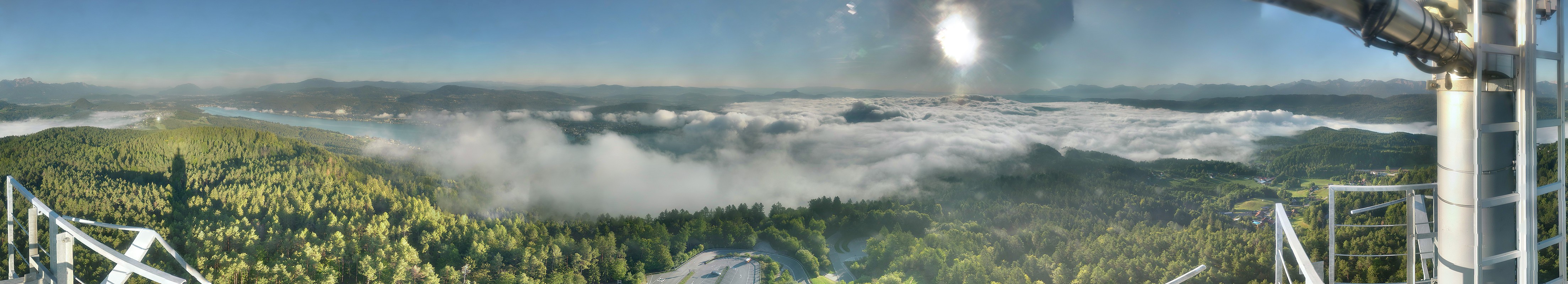 Archiv Foto Webcam Aussichtsturm Pyramidenkogel - Blick auf den Wörthersee
