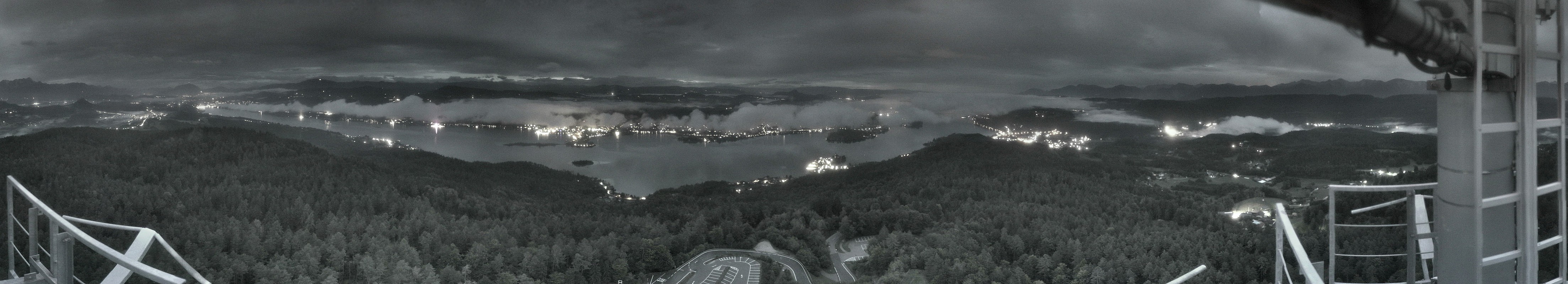 Archiv Foto Webcam Aussichtsturm Pyramidenkogel - Blick auf den Wörthersee