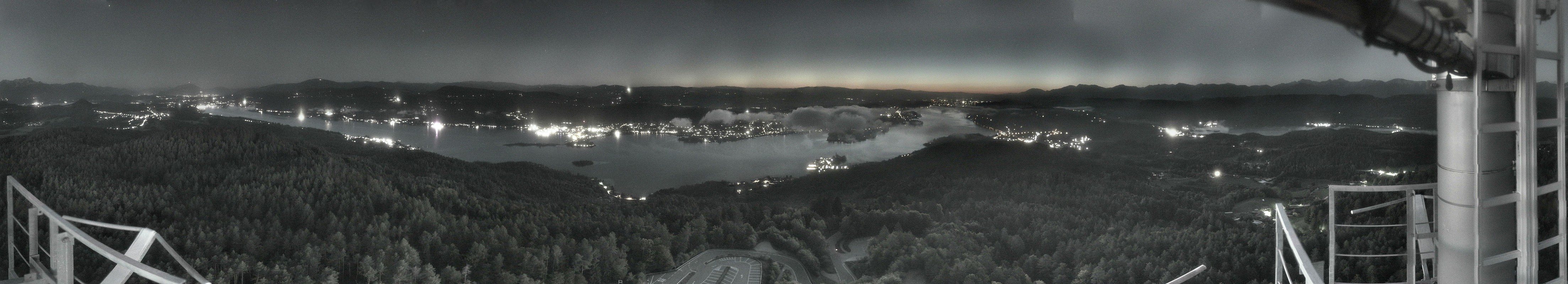 Archiv Foto Webcam Aussichtsturm Pyramidenkogel - Blick auf den Wörthersee
