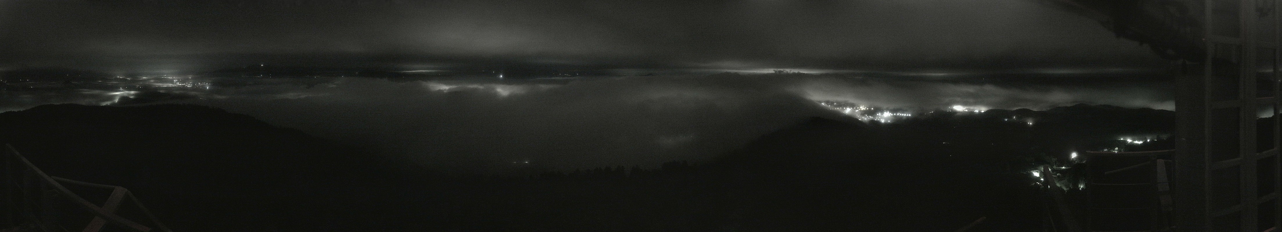 Archiv Foto Webcam Aussichtsturm Pyramidenkogel - Blick auf den Wörthersee