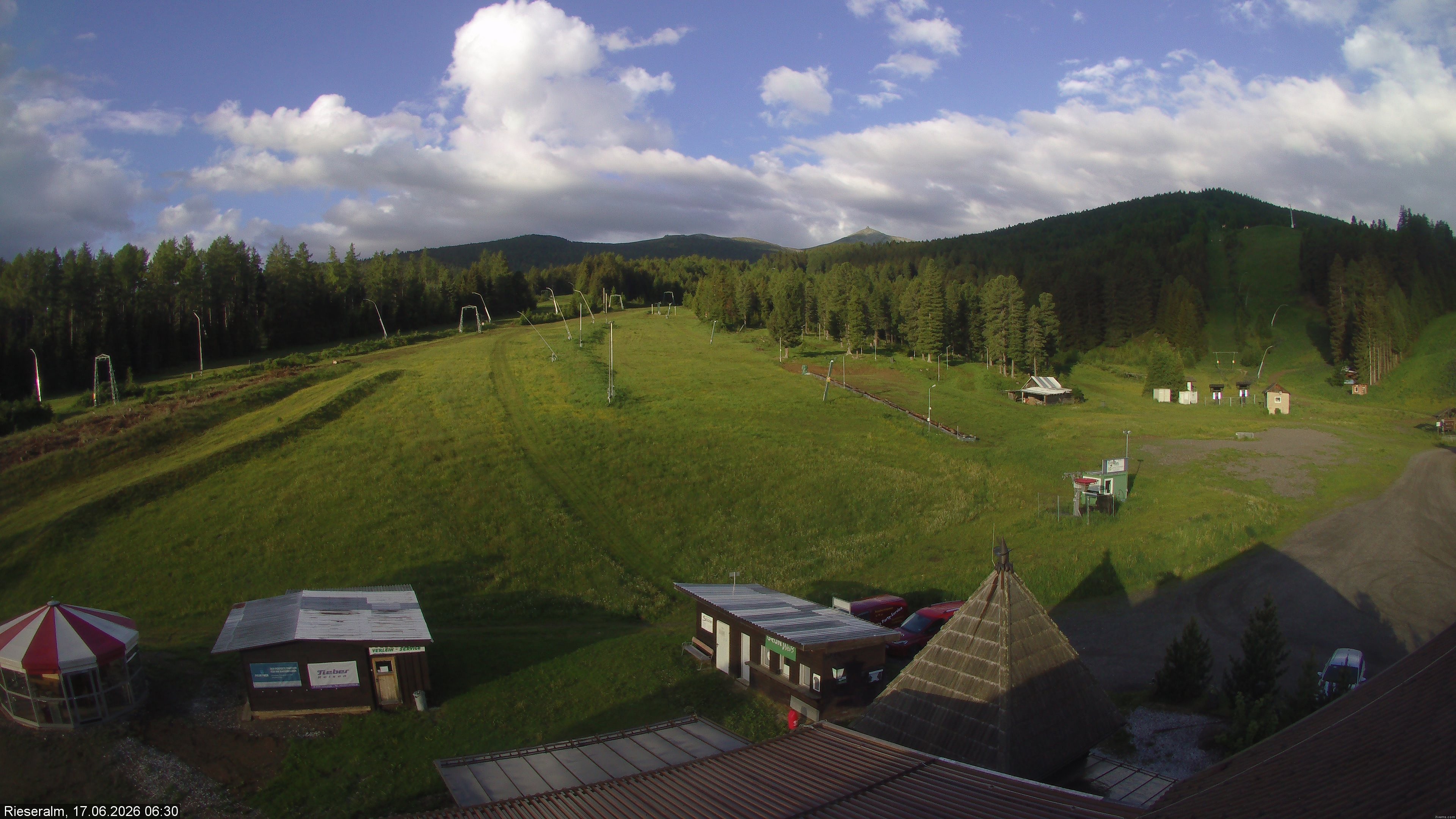 Archiv Foto Webcam Rieseralm im Zirbenland