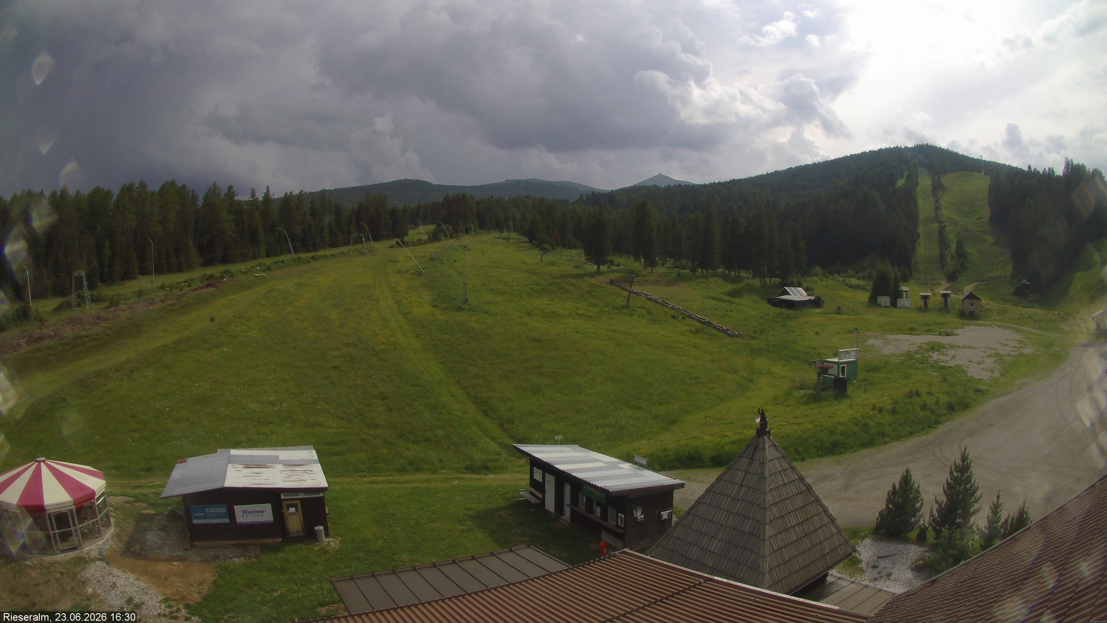 Archiv Foto Webcam Rieseralm im Zirbenland