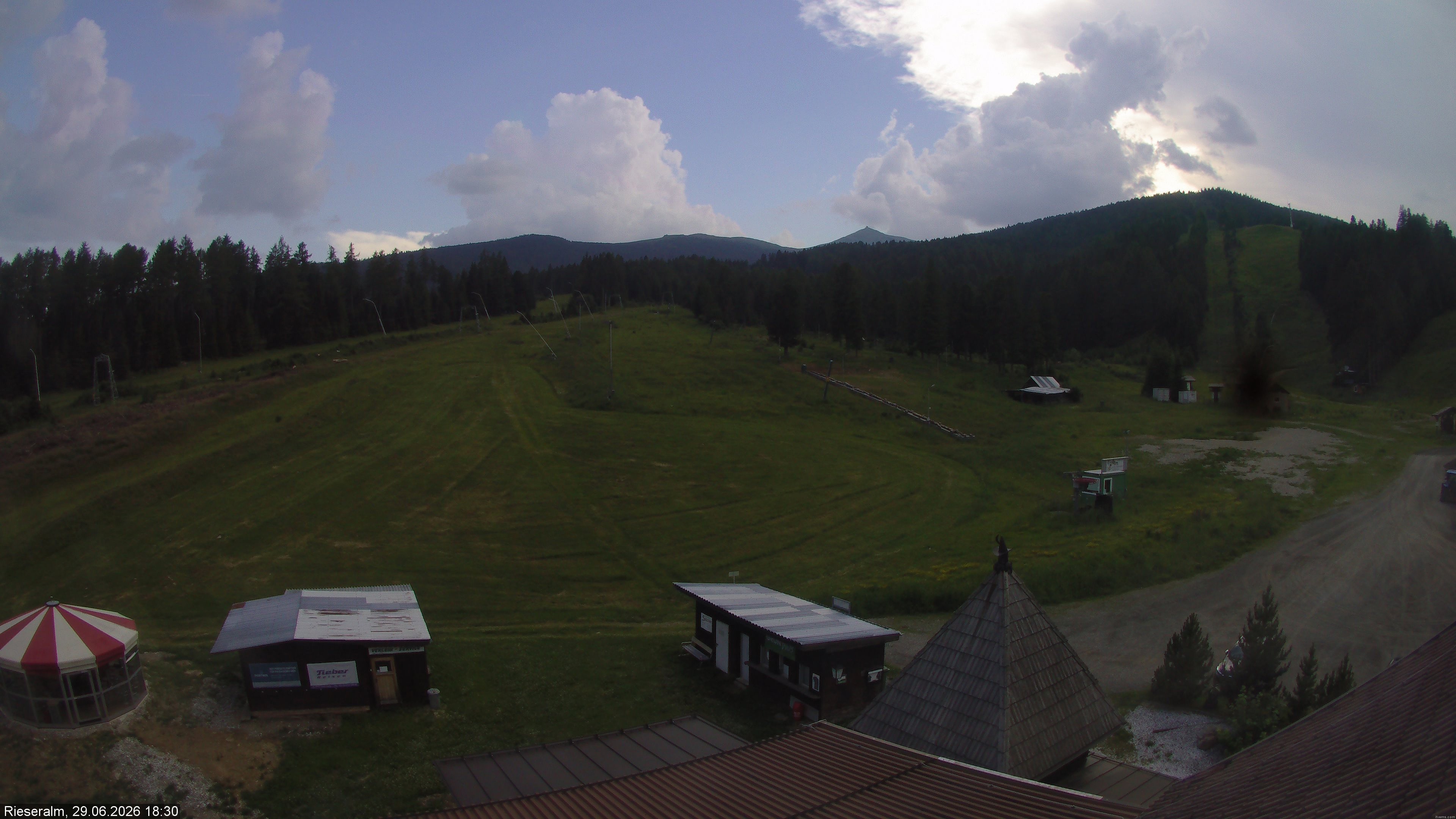 Archiv Foto Webcam Rieseralm im Zirbenland