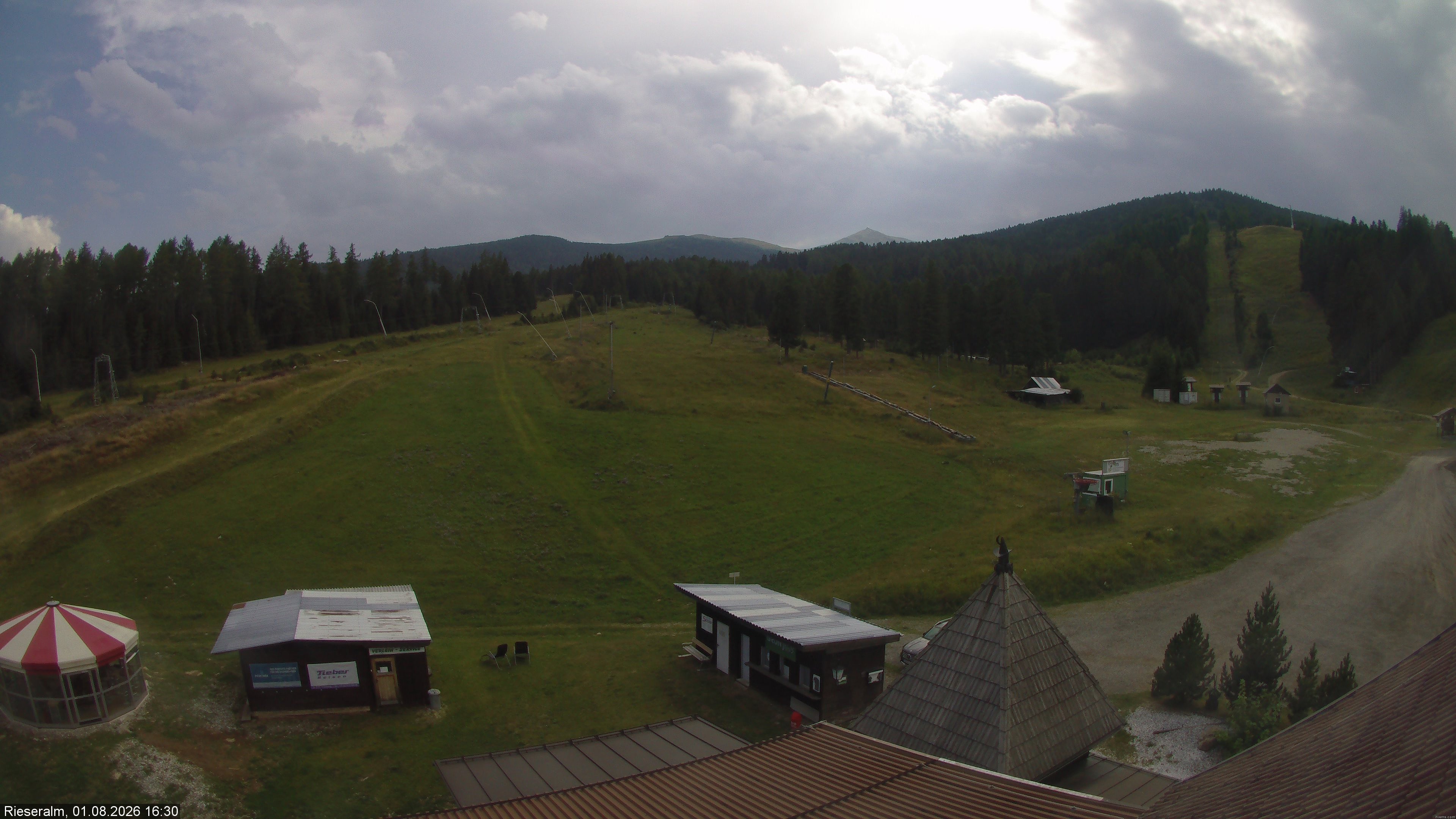 Archiv Foto Webcam Rieseralm im Zirbenland