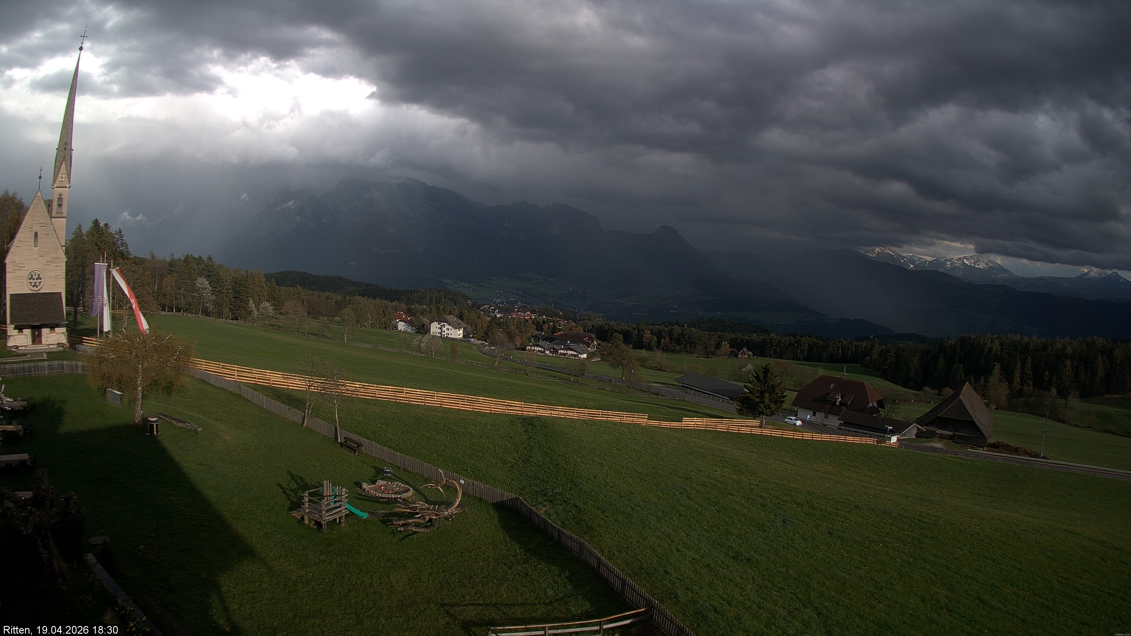 Archiv Foto Webcam Ritten bei Bozen, Südtirol