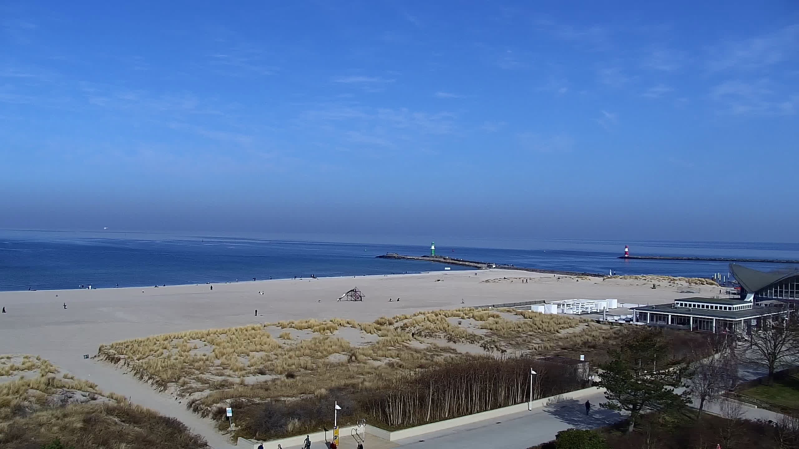 Archiv Foto Webcam Strand Warnemünde an der Ostsee