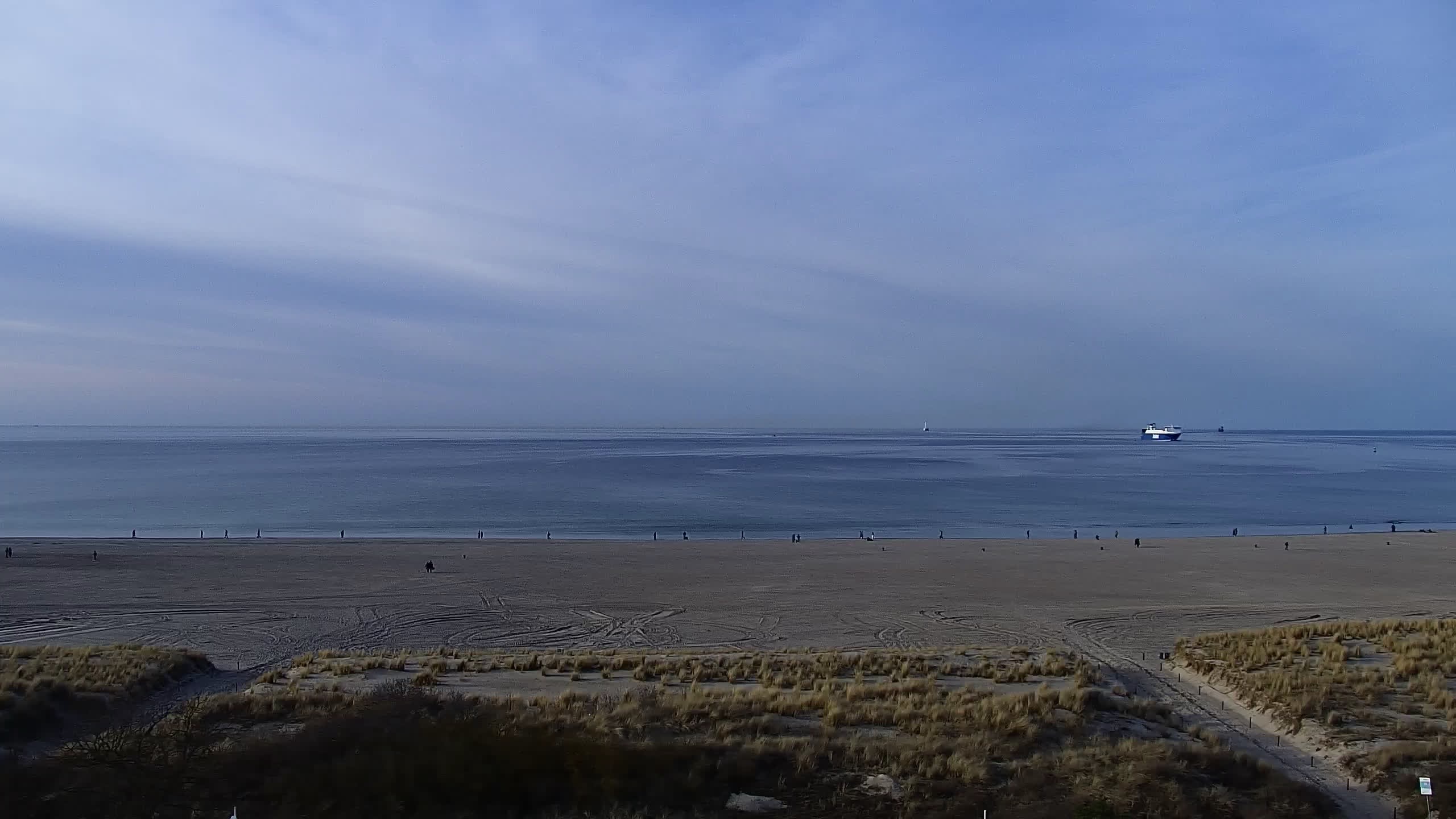 Archiv Foto Webcam Strand Warnemünde an der Ostsee