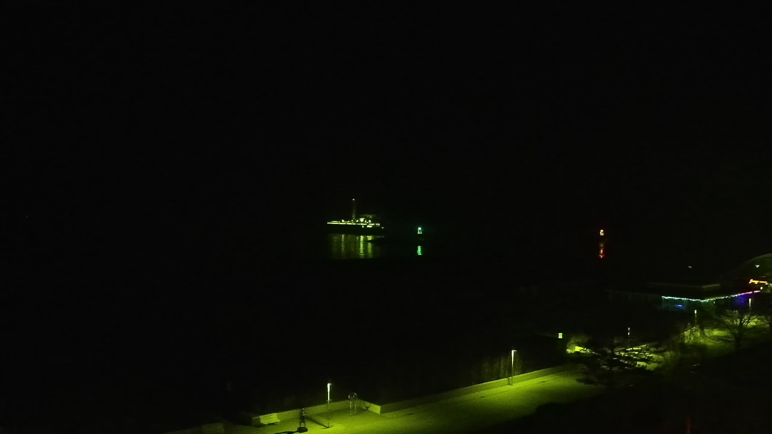 Archiv Foto Webcam Strand Warnemünde an der Ostsee