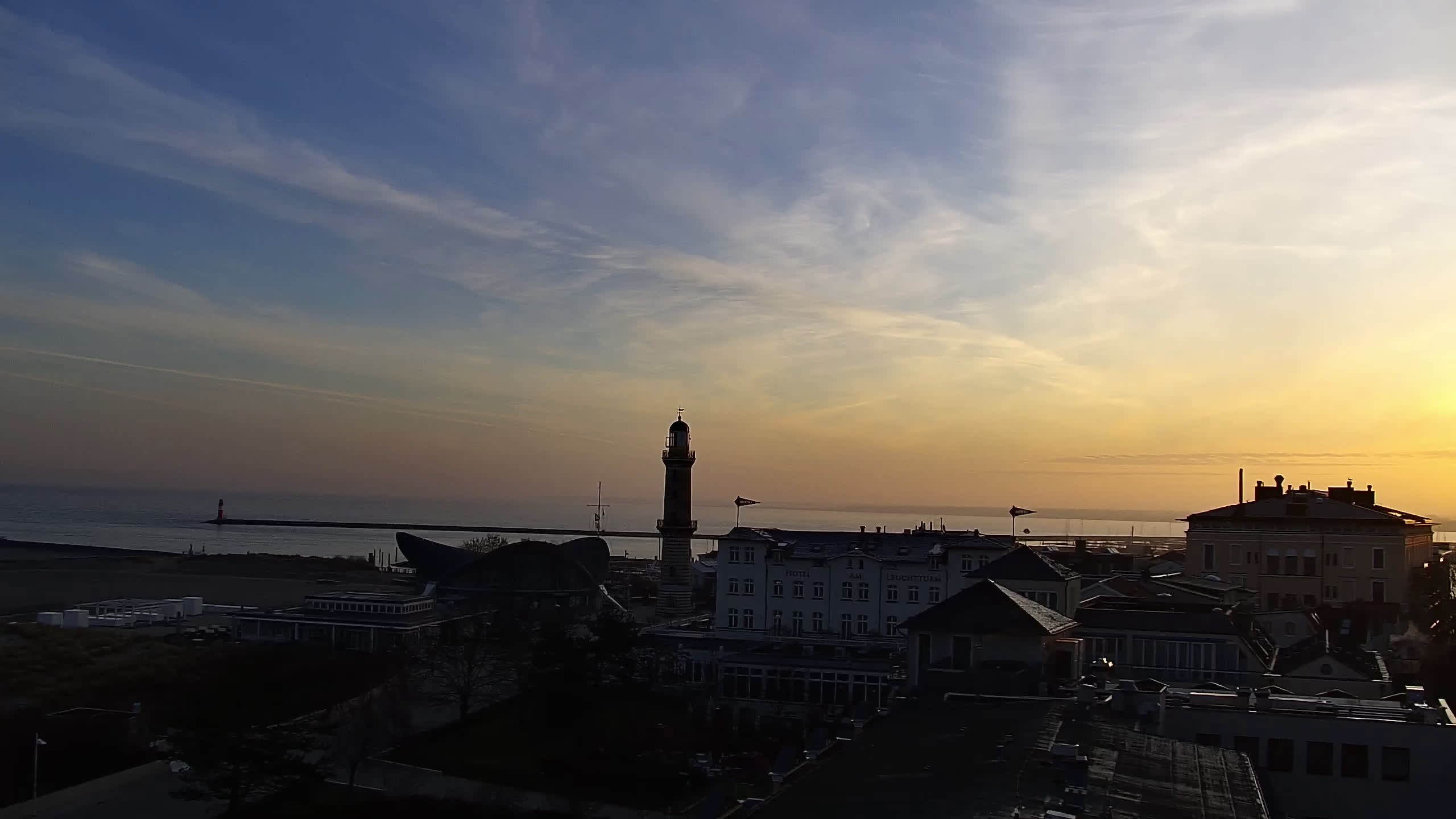 Archiv Foto Webcam Strand Warnemünde an der Ostsee