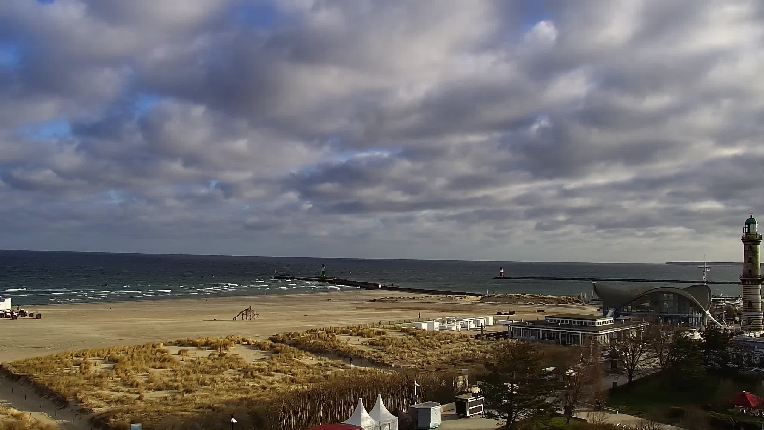 Archiv Foto Webcam Strand Warnemünde an der Ostsee