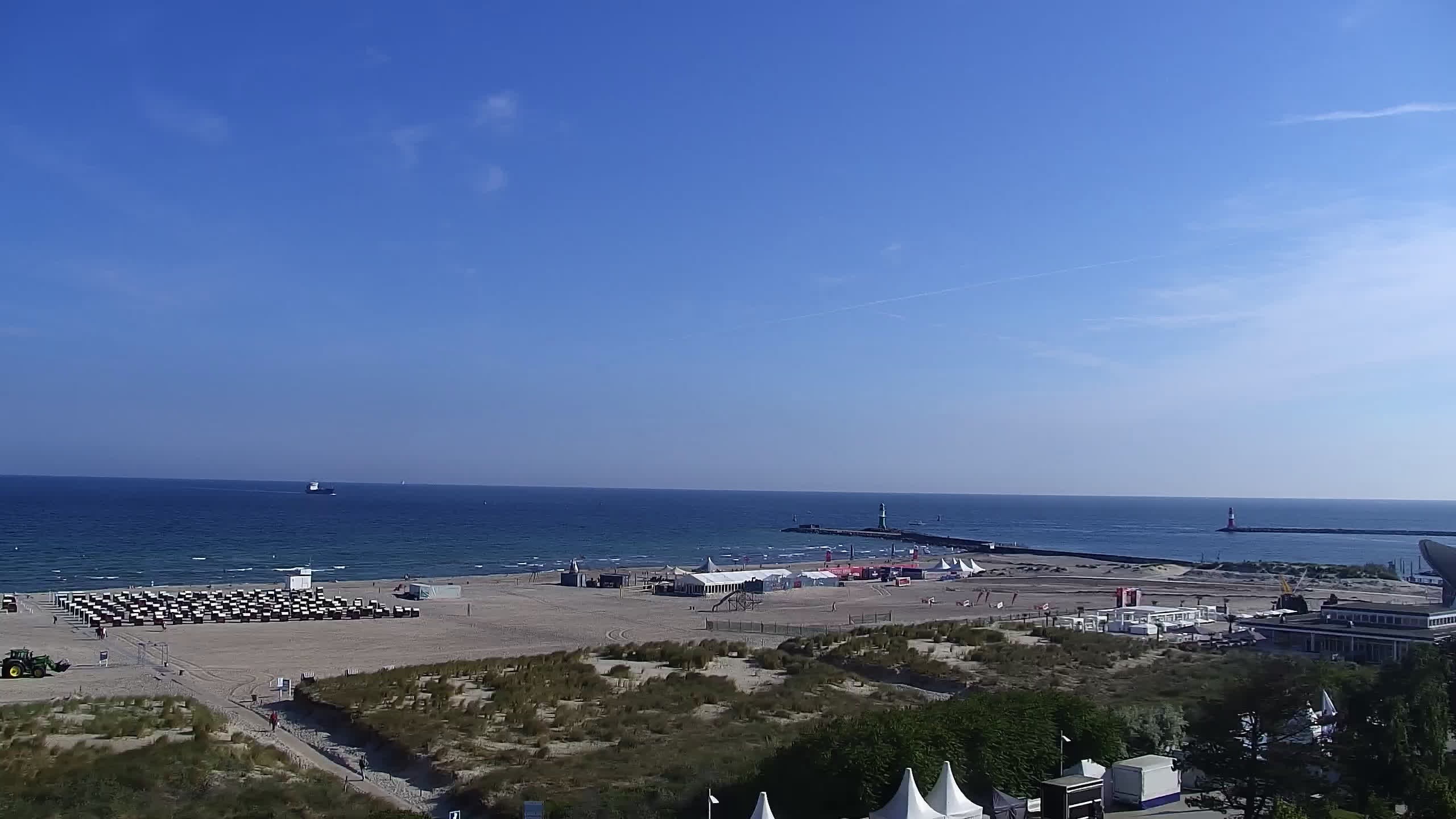 Archiv Foto Webcam Strand Warnemünde an der Ostsee