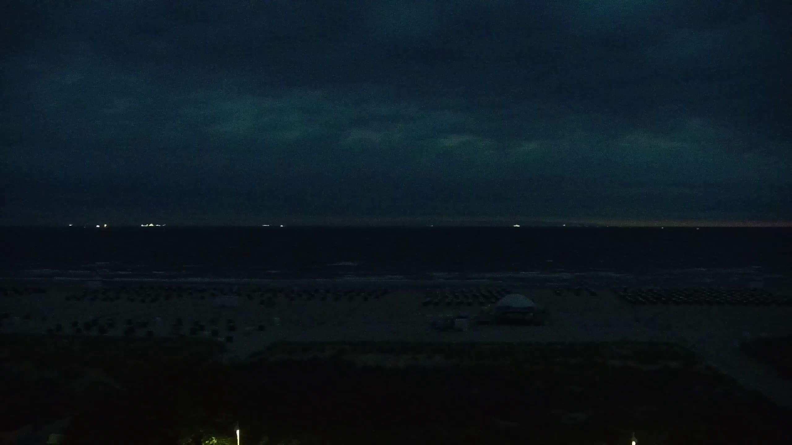 Archiv Foto Webcam Strand Warnemünde an der Ostsee