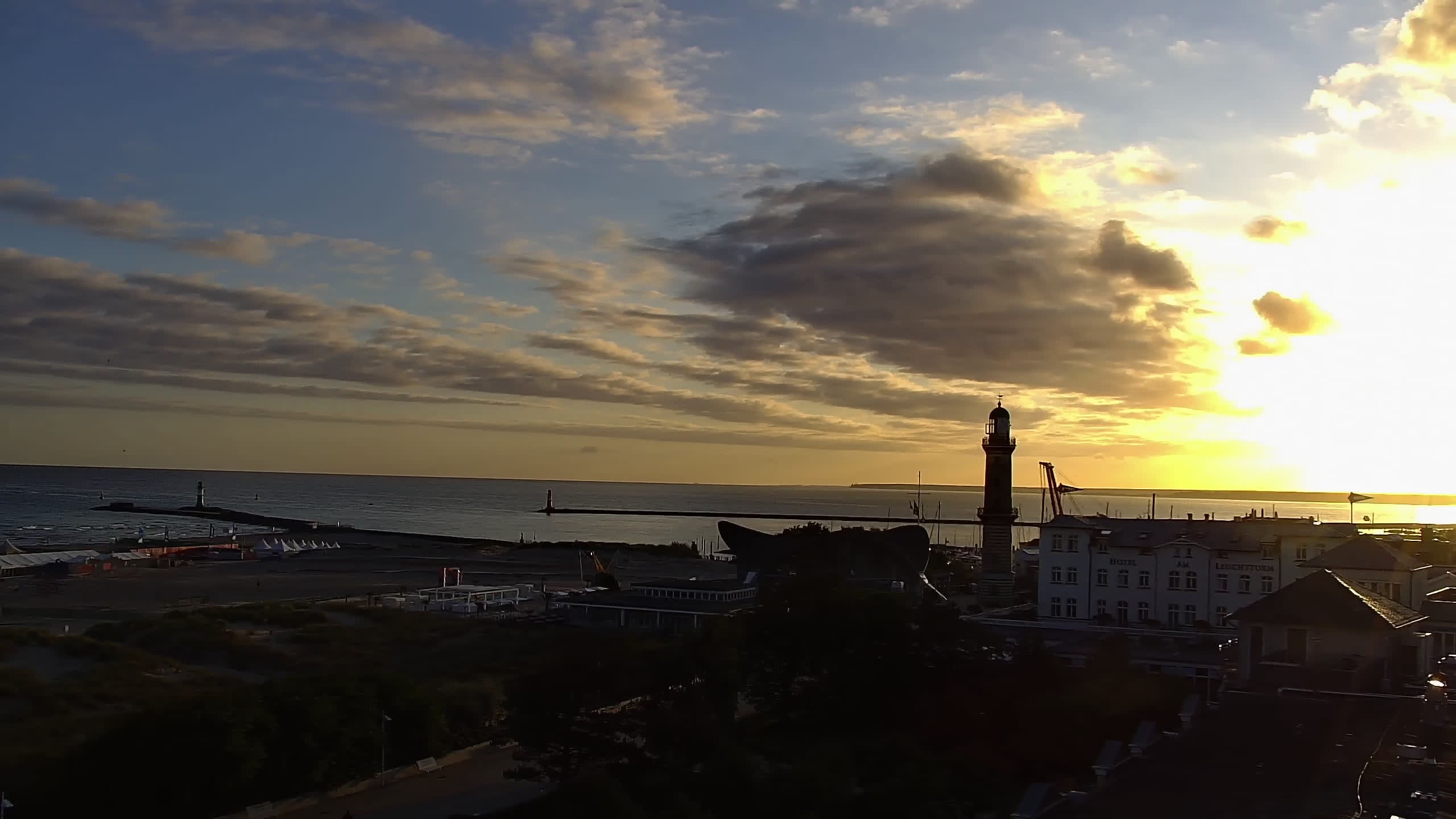 Archiv Foto Webcam Strand Warnemünde an der Ostsee
