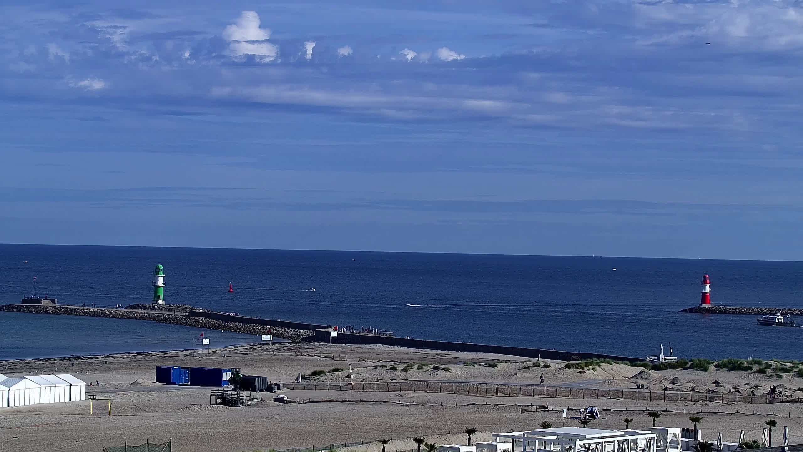 Archiv Foto Webcam Strand Warnemünde an der Ostsee