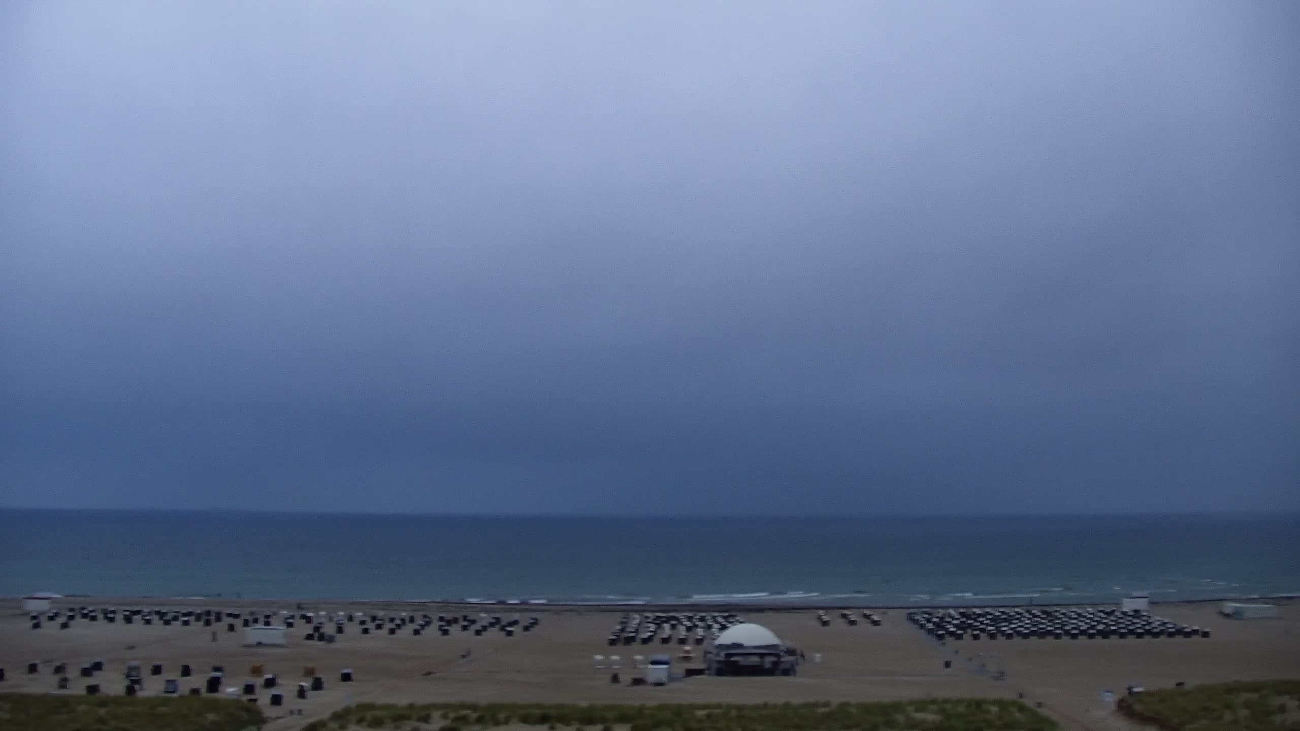 Archiv Foto Webcam Strand Warnemünde an der Ostsee