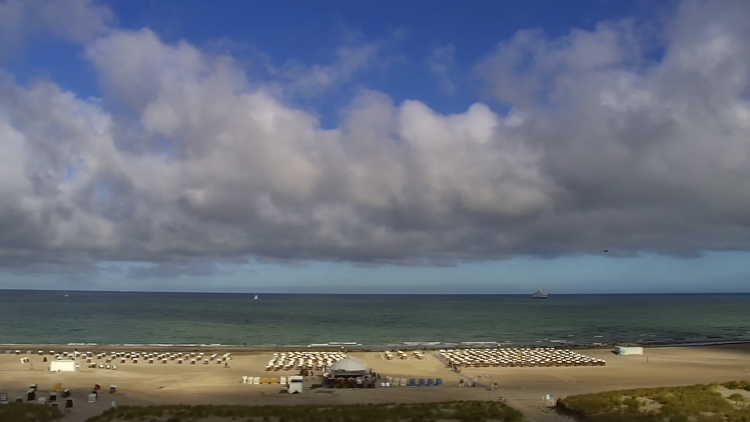 Archiv Foto Webcam Strand Warnemünde an der Ostsee