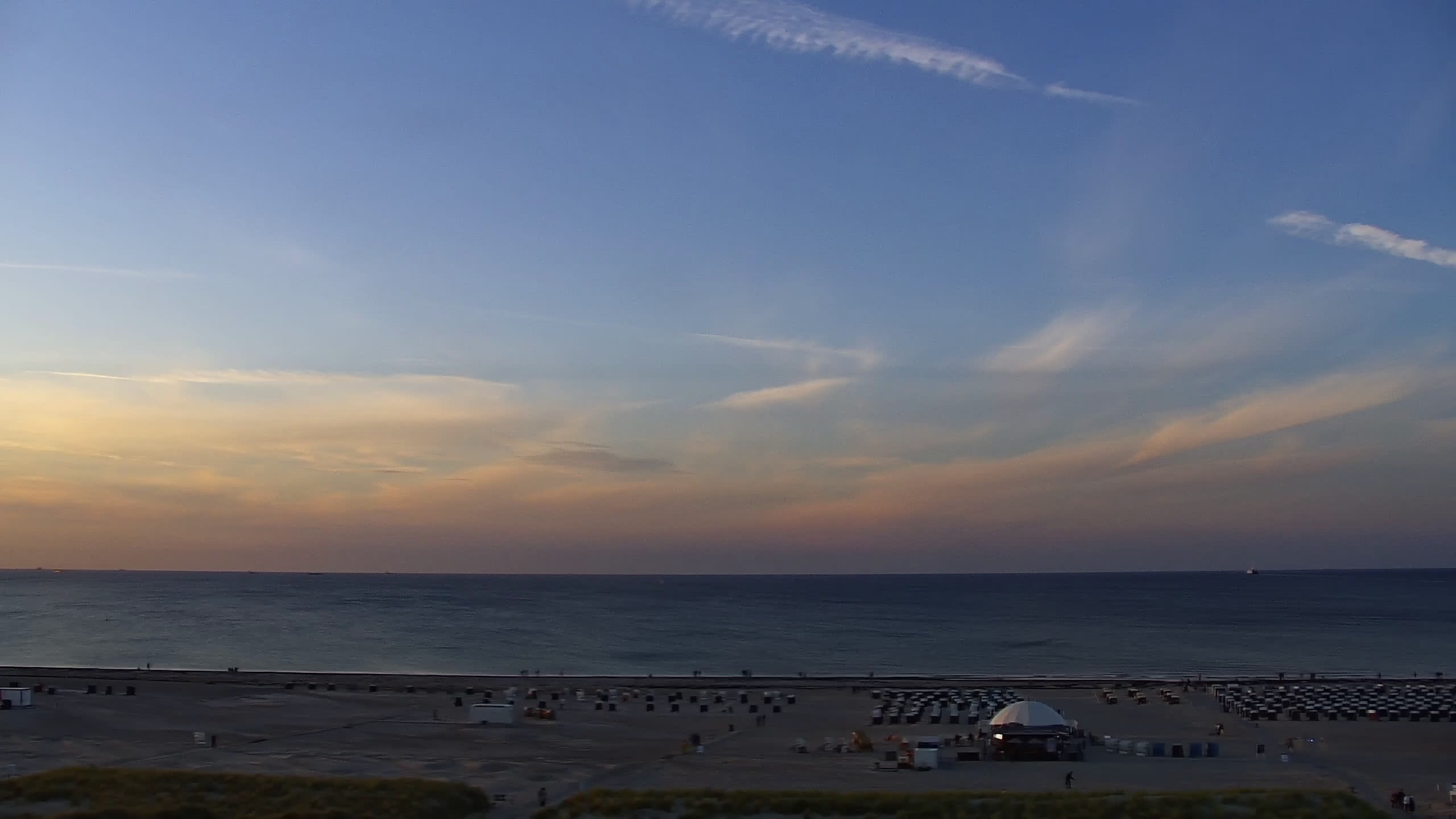 Archiv Foto Webcam Strand Warnemünde an der Ostsee