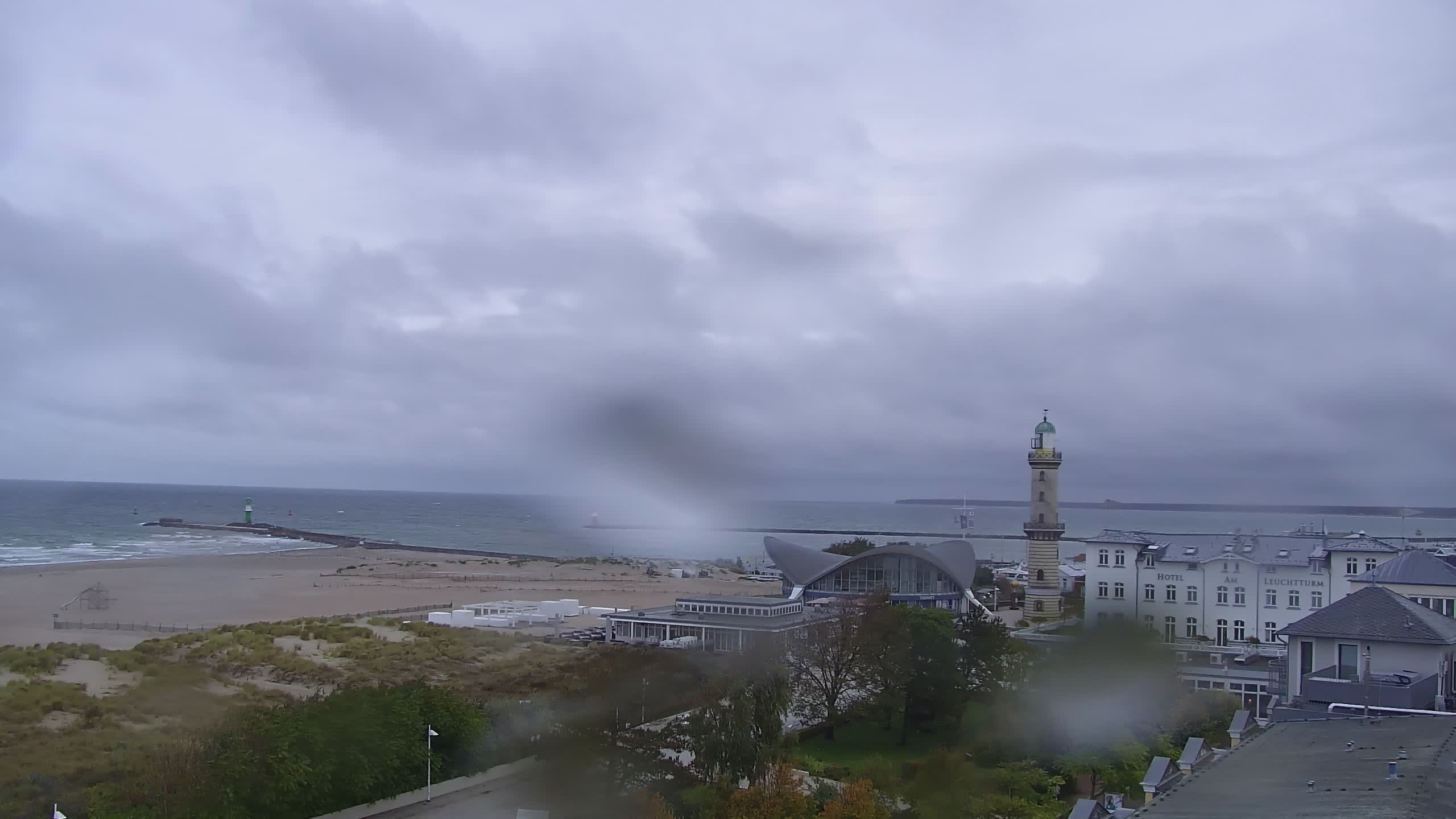 Archiv Foto Webcam Strand Warnemünde an der Ostsee