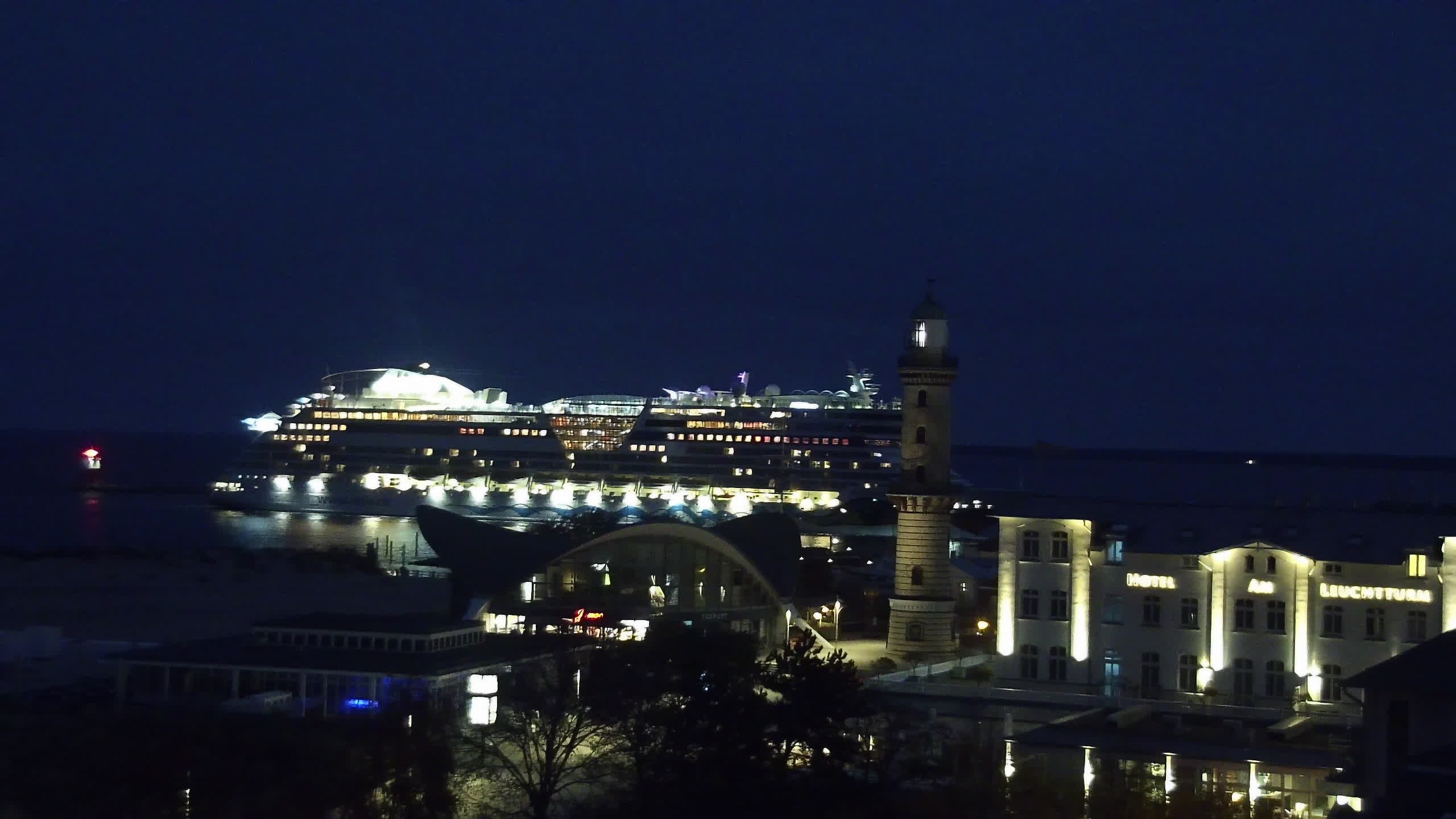 Archiv Foto Webcam Strand Warnemünde an der Ostsee